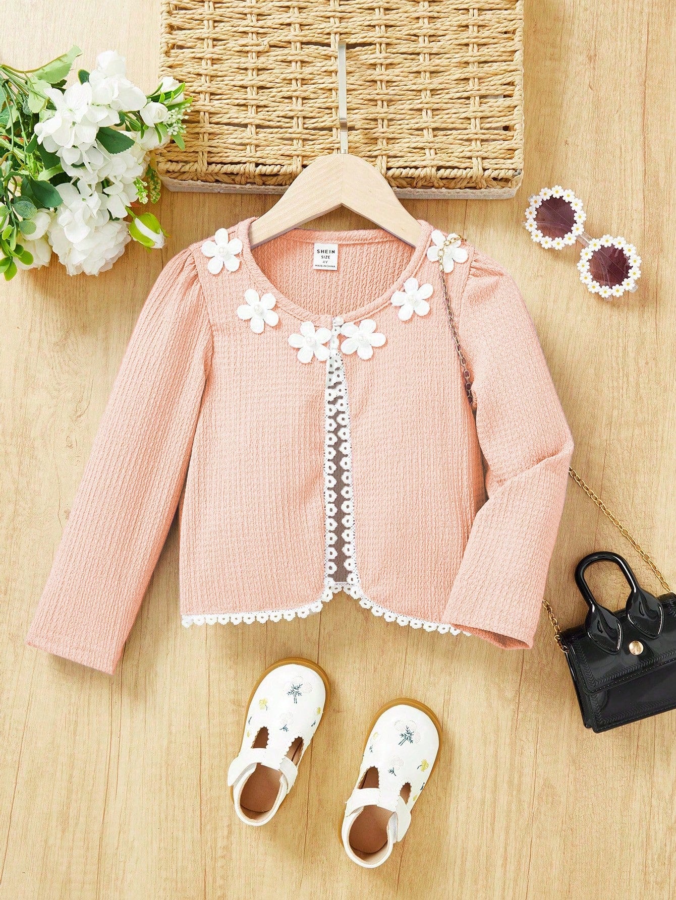 Young Girl Fashionable Elegant Sweet White Little Cardigan, White Striped Texture Elastic Wavy Striped Fabric, 3D Flower Decoration Suitable For Spring, Summer, And Autumn. Match With A White Long-Sleeved Jacket.