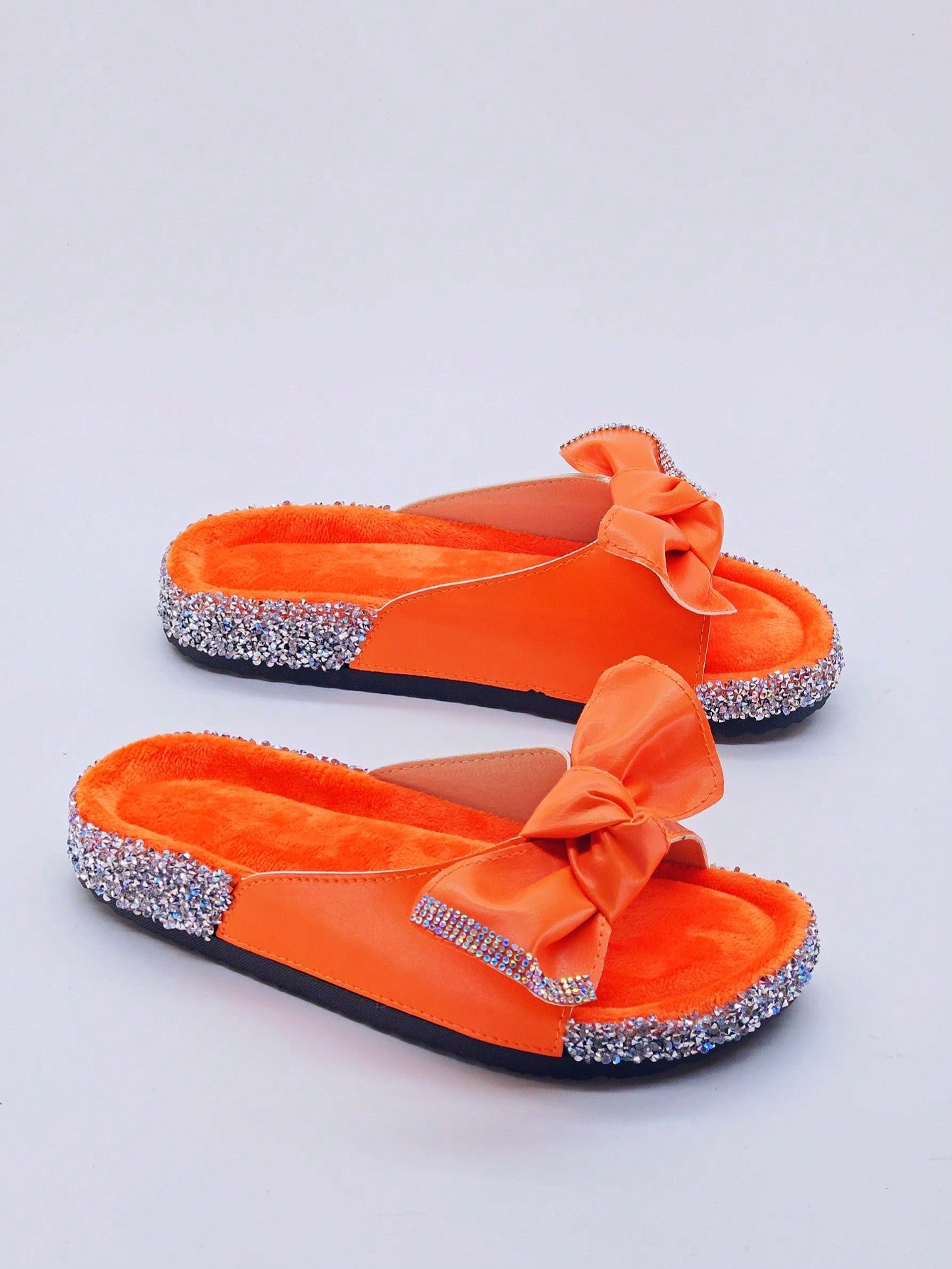 New Arrivals! Fashionable Black Bow Knot Women's Shoes, Casual Indoor/Outdoor Flip Flops For Beach Vacation, Diamond-Studded Slides With Thick Platform Soles, Flat Sandals For Women