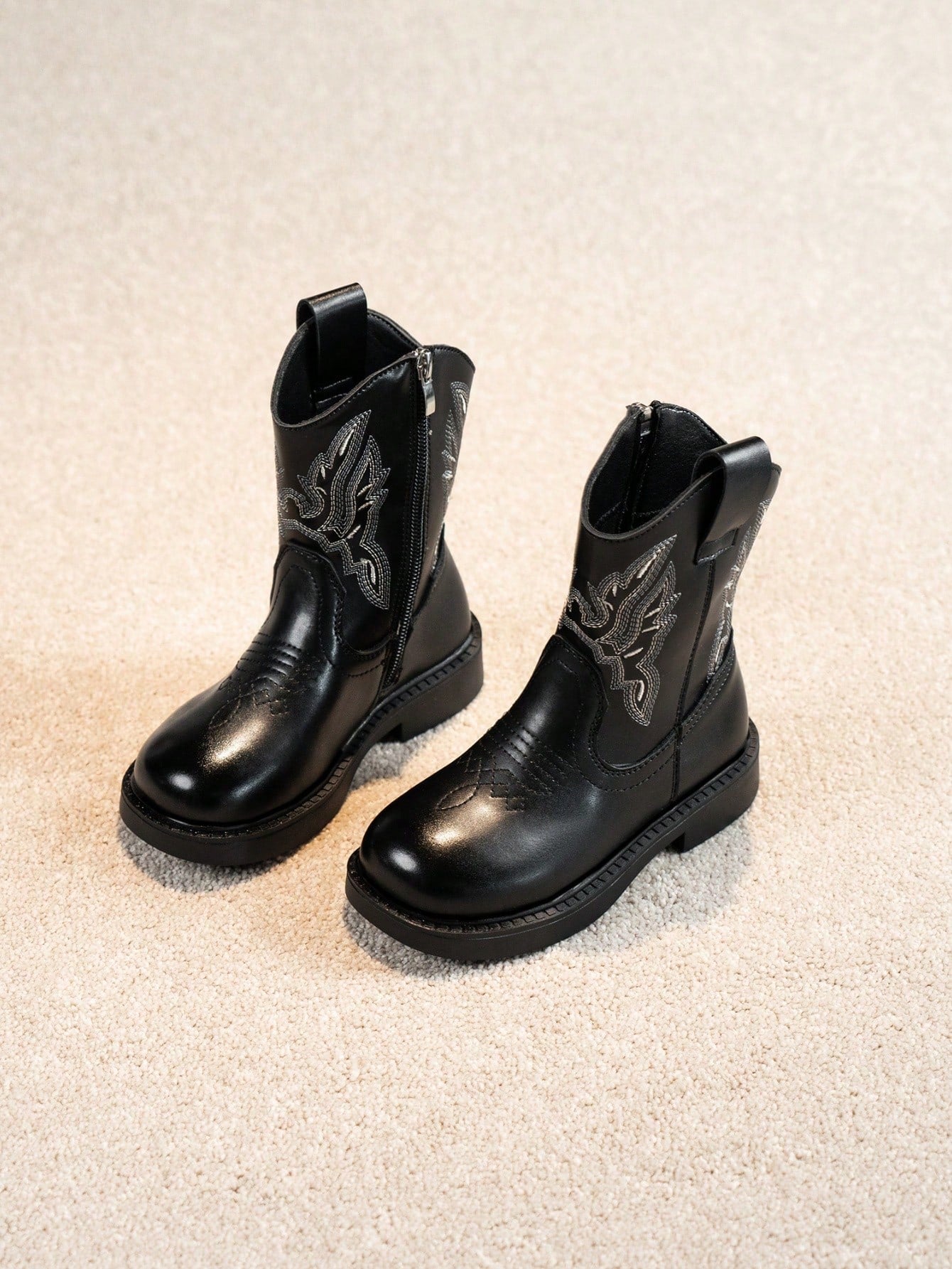 1pair Children Embroidered Leather Rubber Soft-Sole Mid-Calf Boots, Low-Top Flat Heel, Stylish For Spring And Autumn