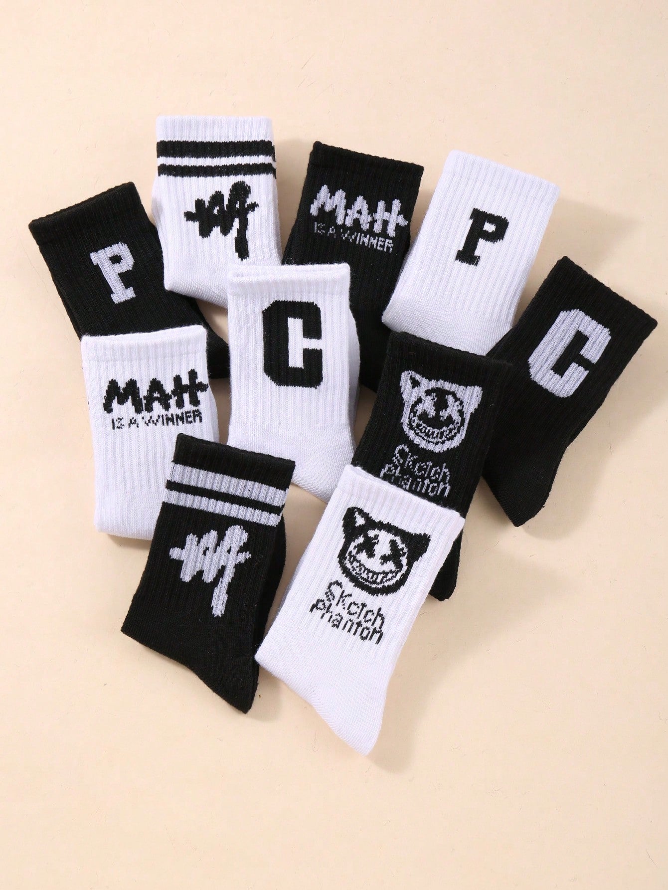 10pairs Random Black-And-White Teenagers Boy's Street Style Casual Sporty Graffiti Mid-Calf Socks