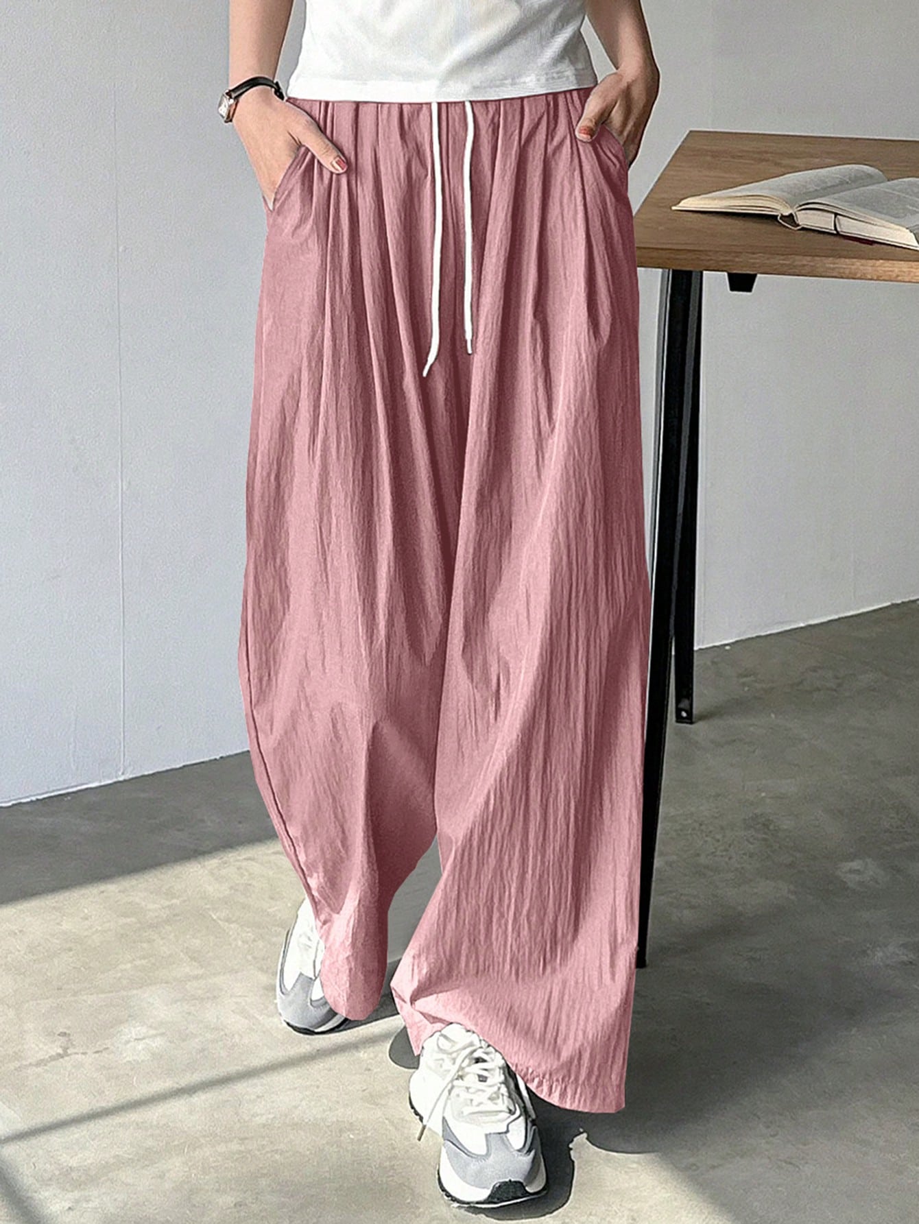 FRIFUL Women Solid Color Minimalist Casual Draw String Straight Leg Pants