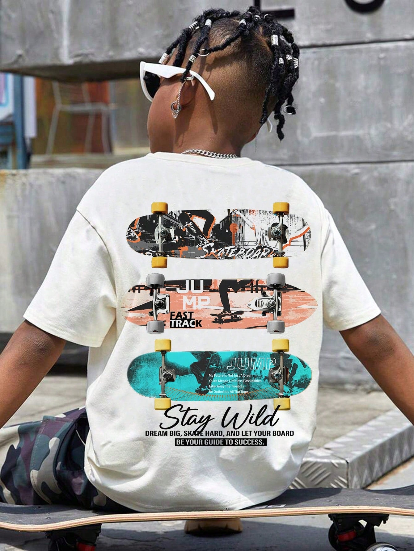 Tween Boy's Casual And Simple Scenery Printed Short Sleeve Round Neck T-Shirt, Suitable For Summer. (Back Of Clothes)