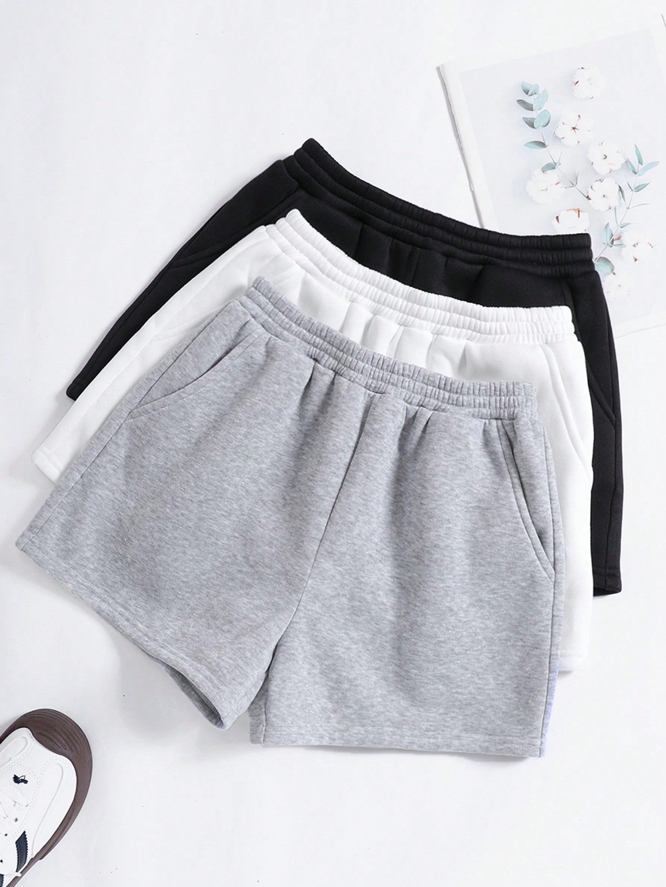 3pcs/Pack Tween Girls' Casual Solid Color Knit Shorts