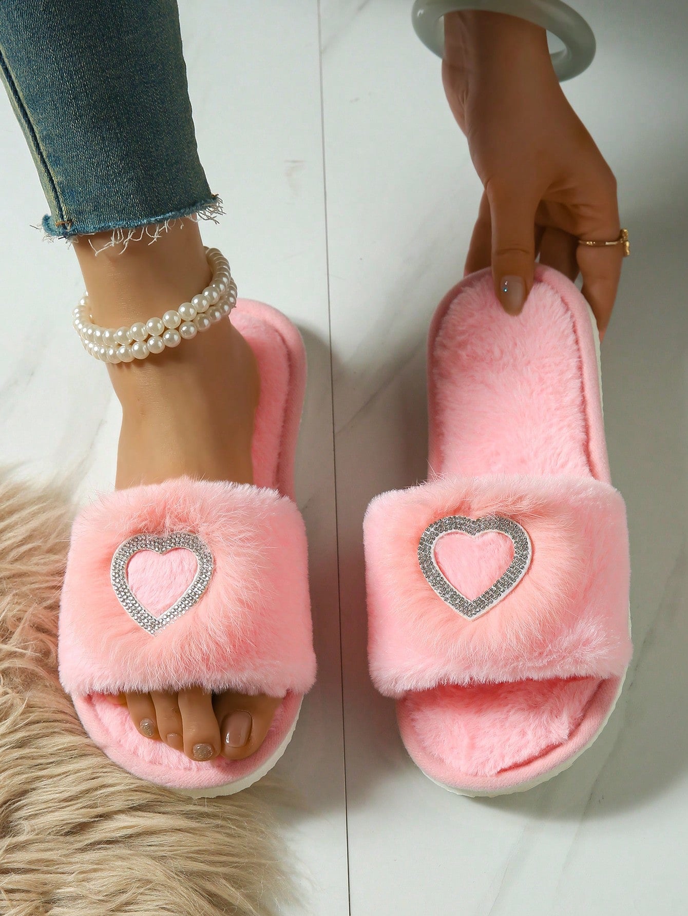 Fluffy Open Toe Home Slippers For Women, Cozy & Comfortable Indoor Slippers With Heart Decor, Suitable For Fall/Winter