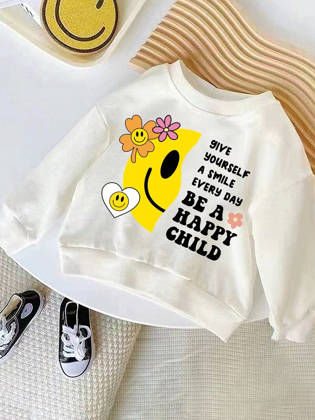 Young Girls' Casual White Knitted Long Sleeve Sweatshirt With Simple And Relaxing Scenery Pattern, Comfortable For Daily Wear In Fall And Winter, Suitable For Back To School Outfits, Funny Sweatshirt Back Design