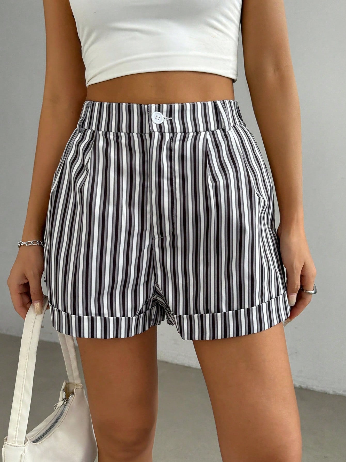 Women's Summer Pleated Striped Shorts For Casual Occasions