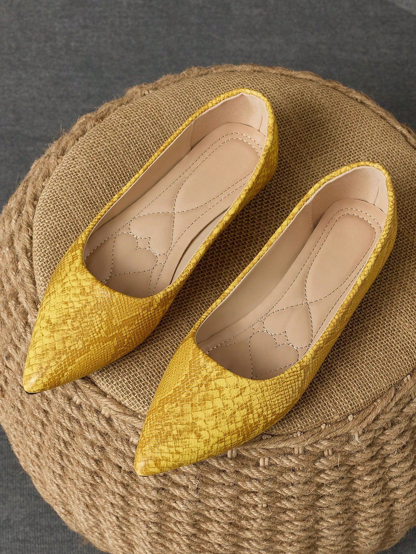 Women's Pointed Toe Flat Slip-On Casual Shoes, Mustard Yellow Python Skin Pattern, Suitable For Spring, Summer, Autumn, Daily Wear & Outdoor Activities