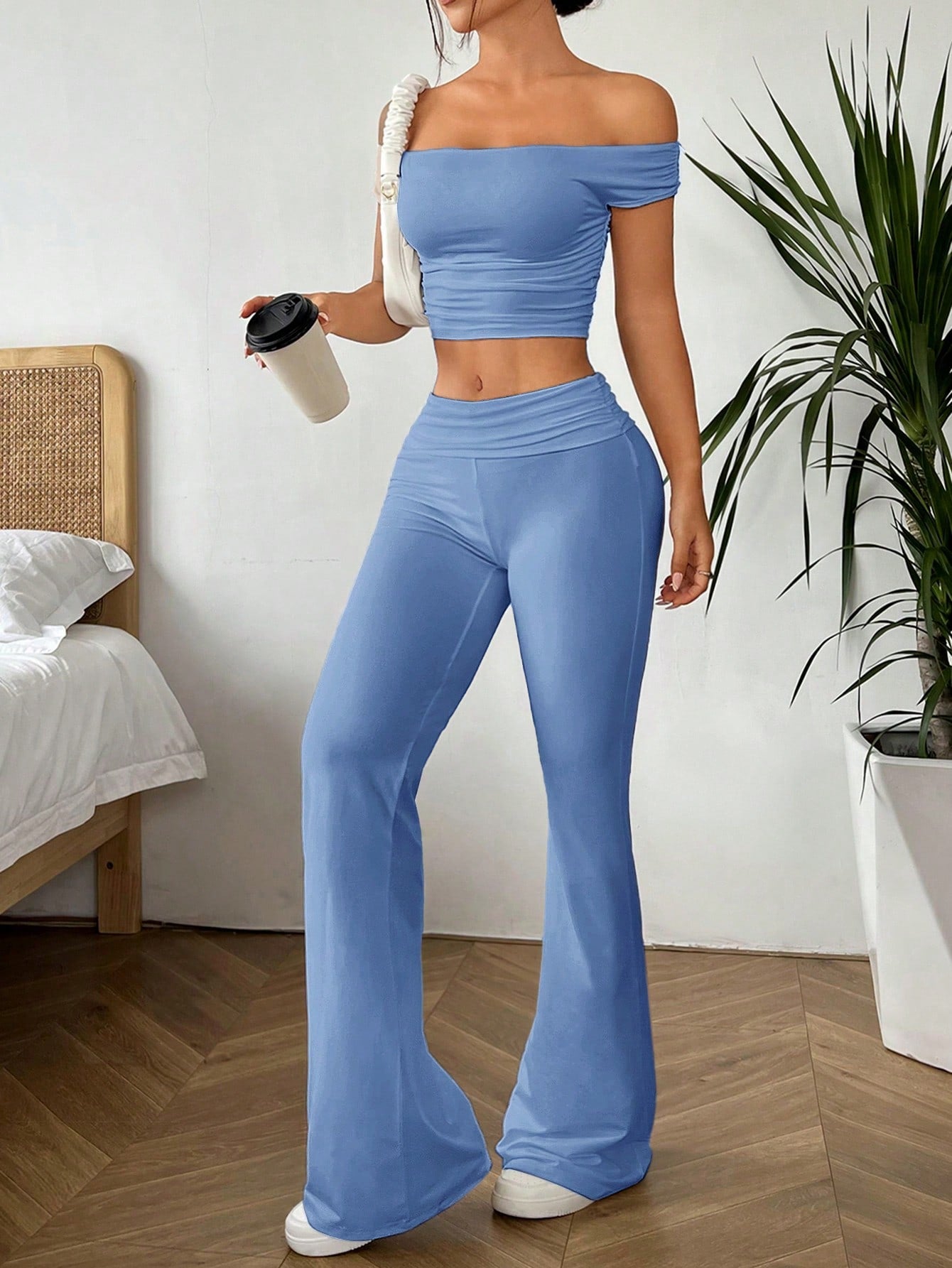 Women's Simple Crop Top And Slim Flared Pants Two-Piece Set With Solid Color Off Shoulder Design