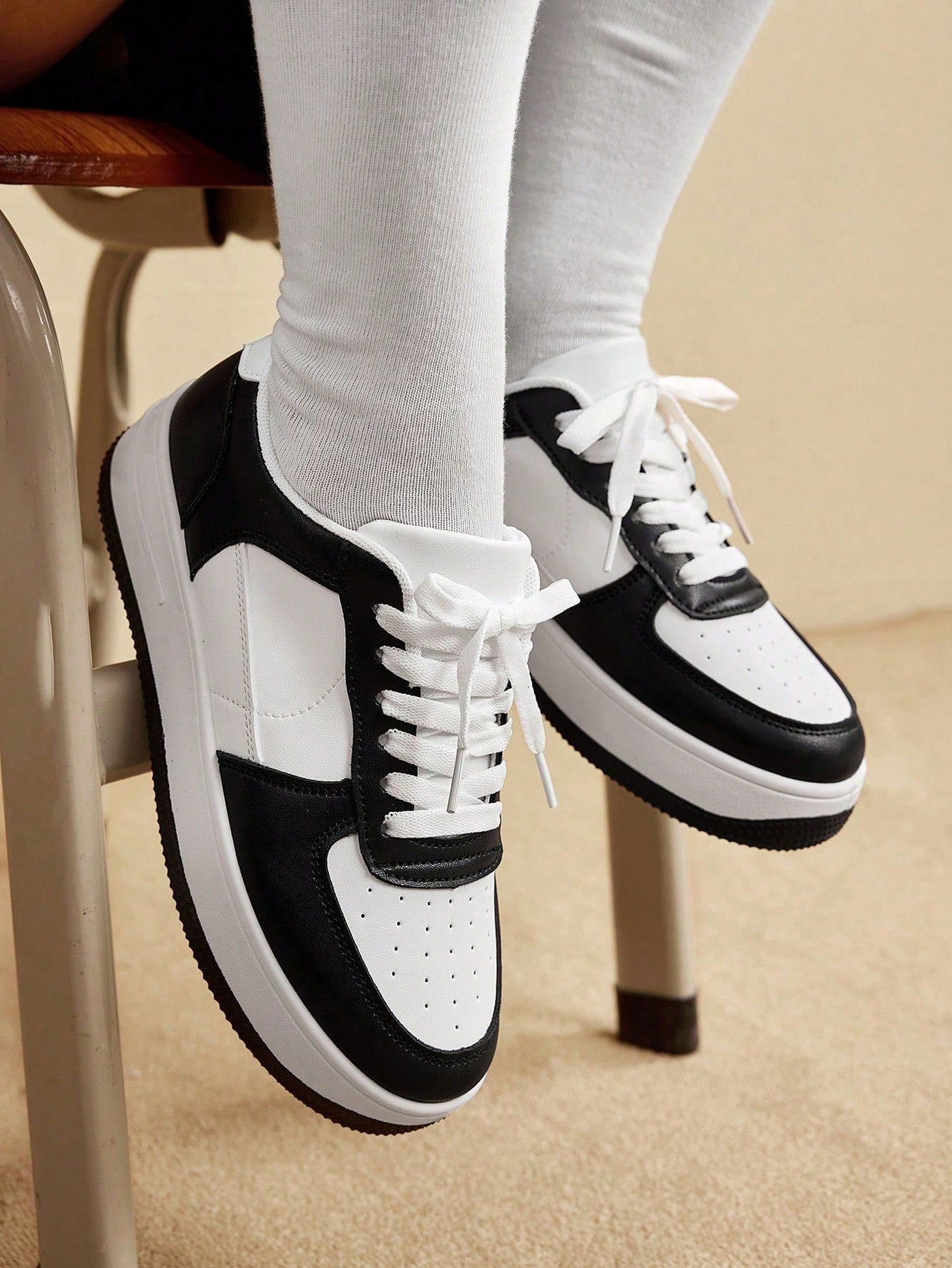 Spring Autumn Fashionable Thick Sole Increased Height Sneakers For Teenagers, White Skateboard Shoes