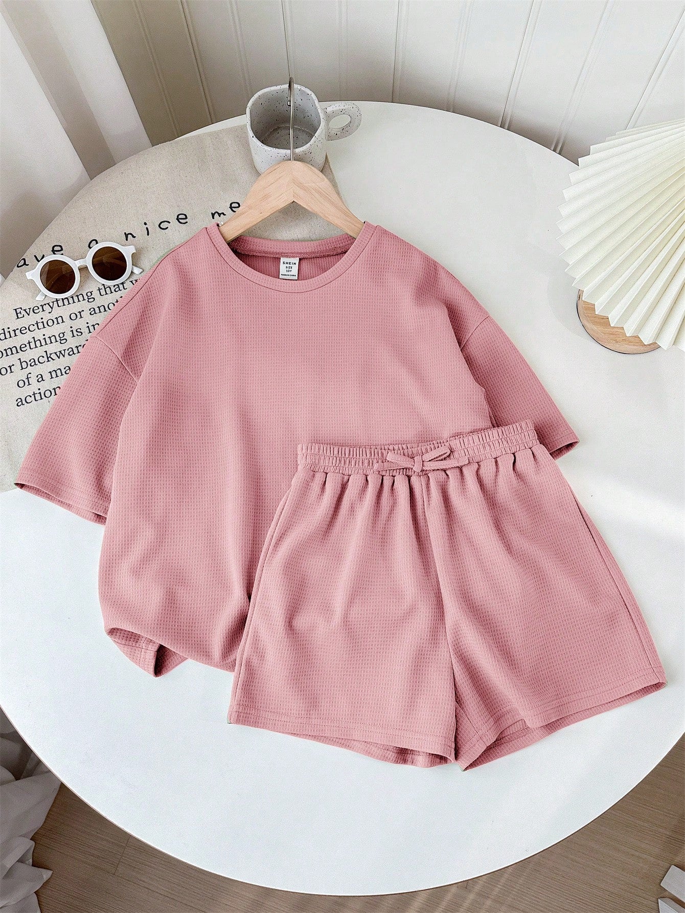 Tween Girl Solid Color Knitted Short Sleeve Round Neck Top And Loose Shorts Casual Two-Piece Outfit