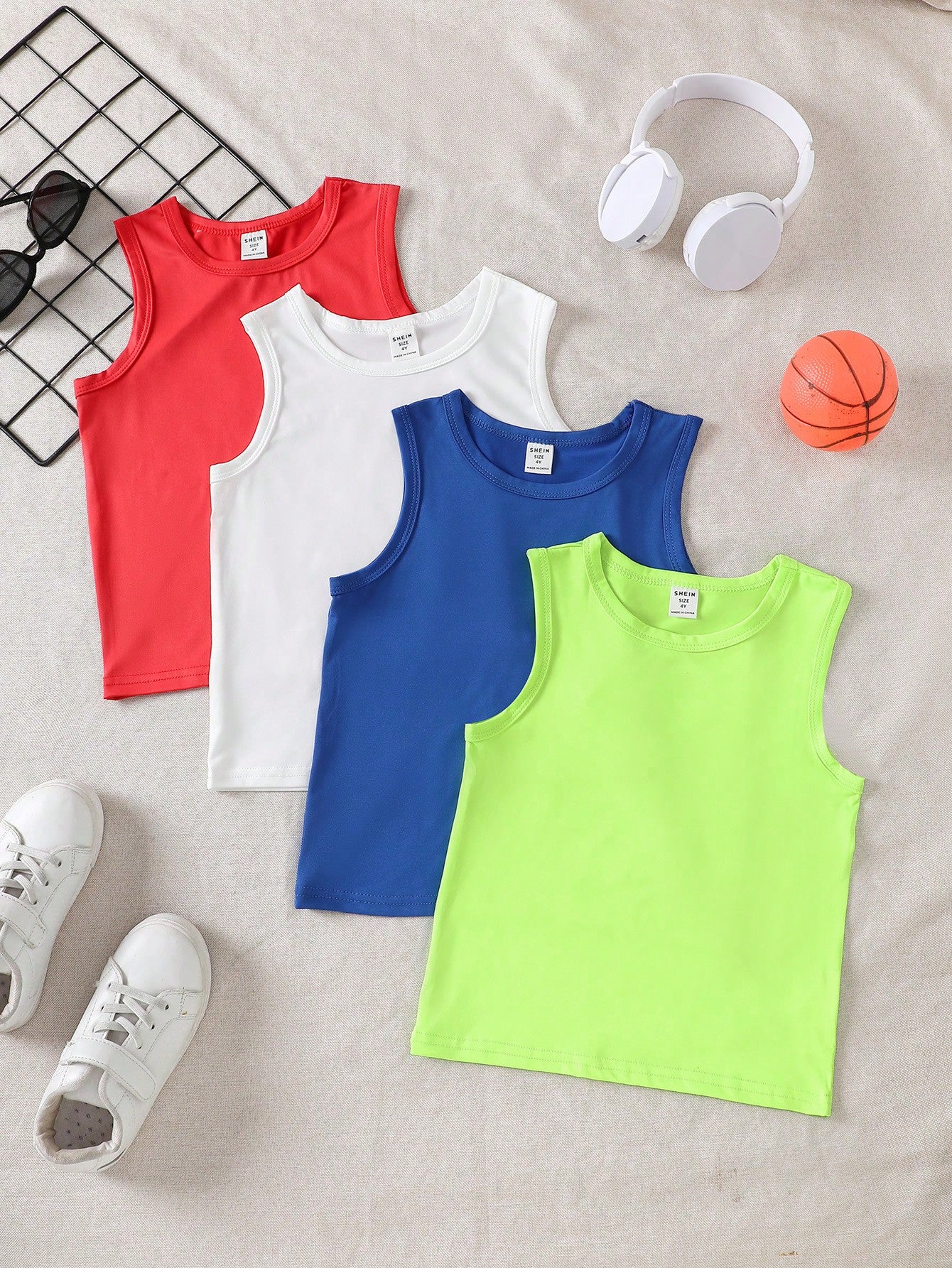 Young Boy 4pcs Round Neck Solid Color Casual Vest Set