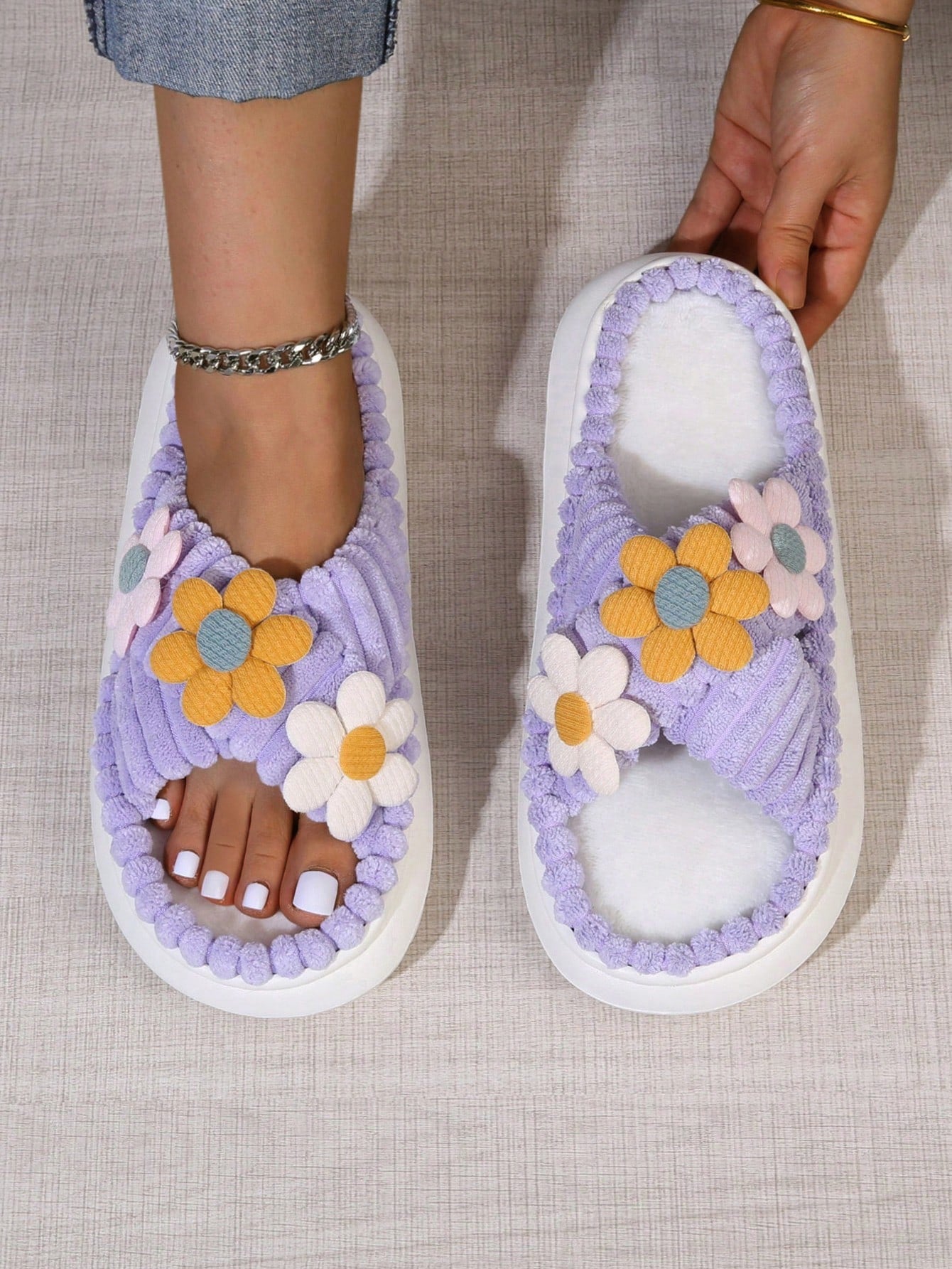 Women Fashionable And Comfortable Brown Round-Toe Open-Toe Fabric Embroidery Linen Slipper With Thick Non-Slip Sole For Home