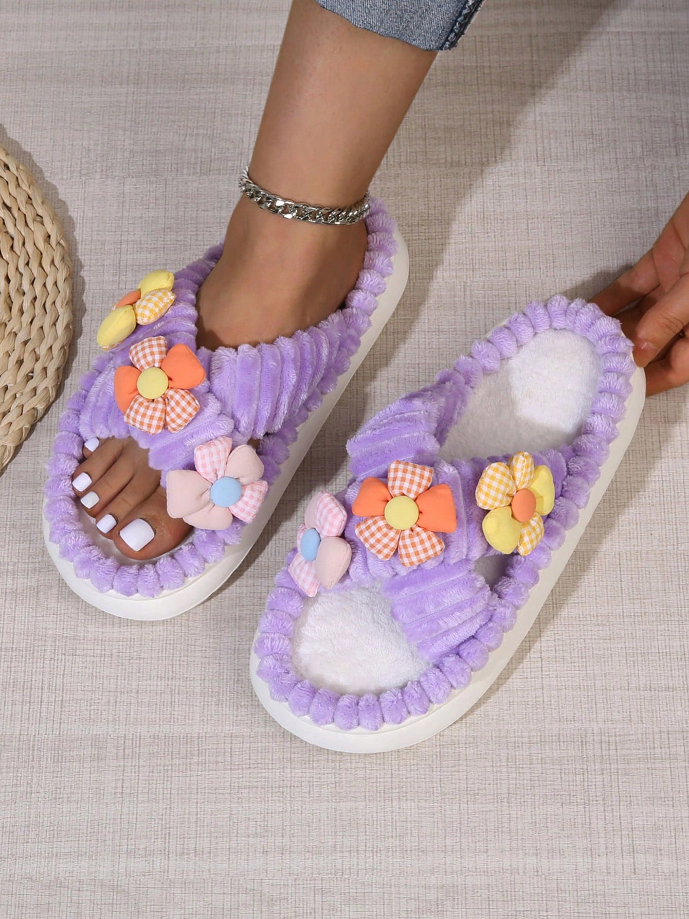 Women Fashionable And Comfortable Brown Round-Toe Open-Toe Fabric Embroidery Linen Slipper With Thick Non-Slip Sole For Home