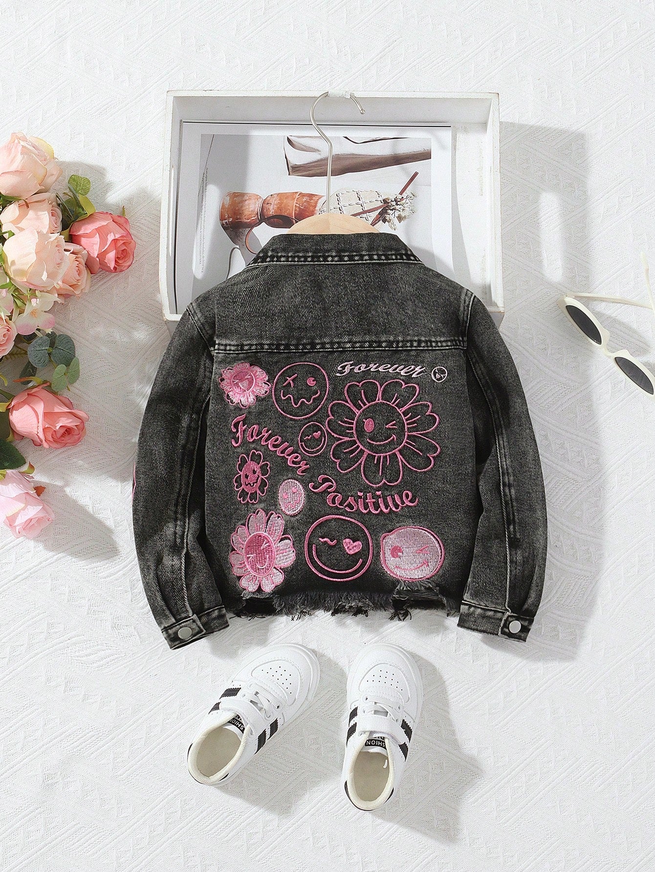 Streecool Kids Young Girl Street Cute Fashion Street Smile Flowers Slogan Prints Ripped Crop Denim Jacket