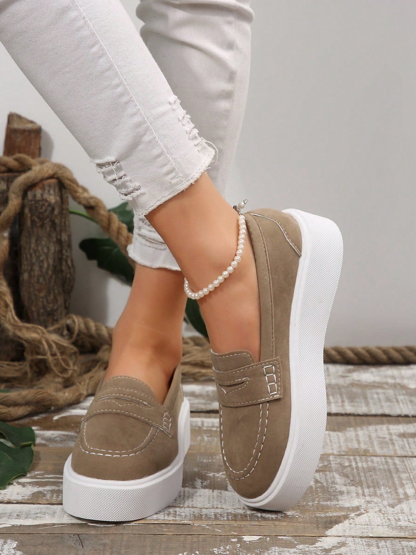 Women's Fashionable Plus-Size Comfortable Loafers, Slip-On Sneakers With Waterproof Platform, Khaki