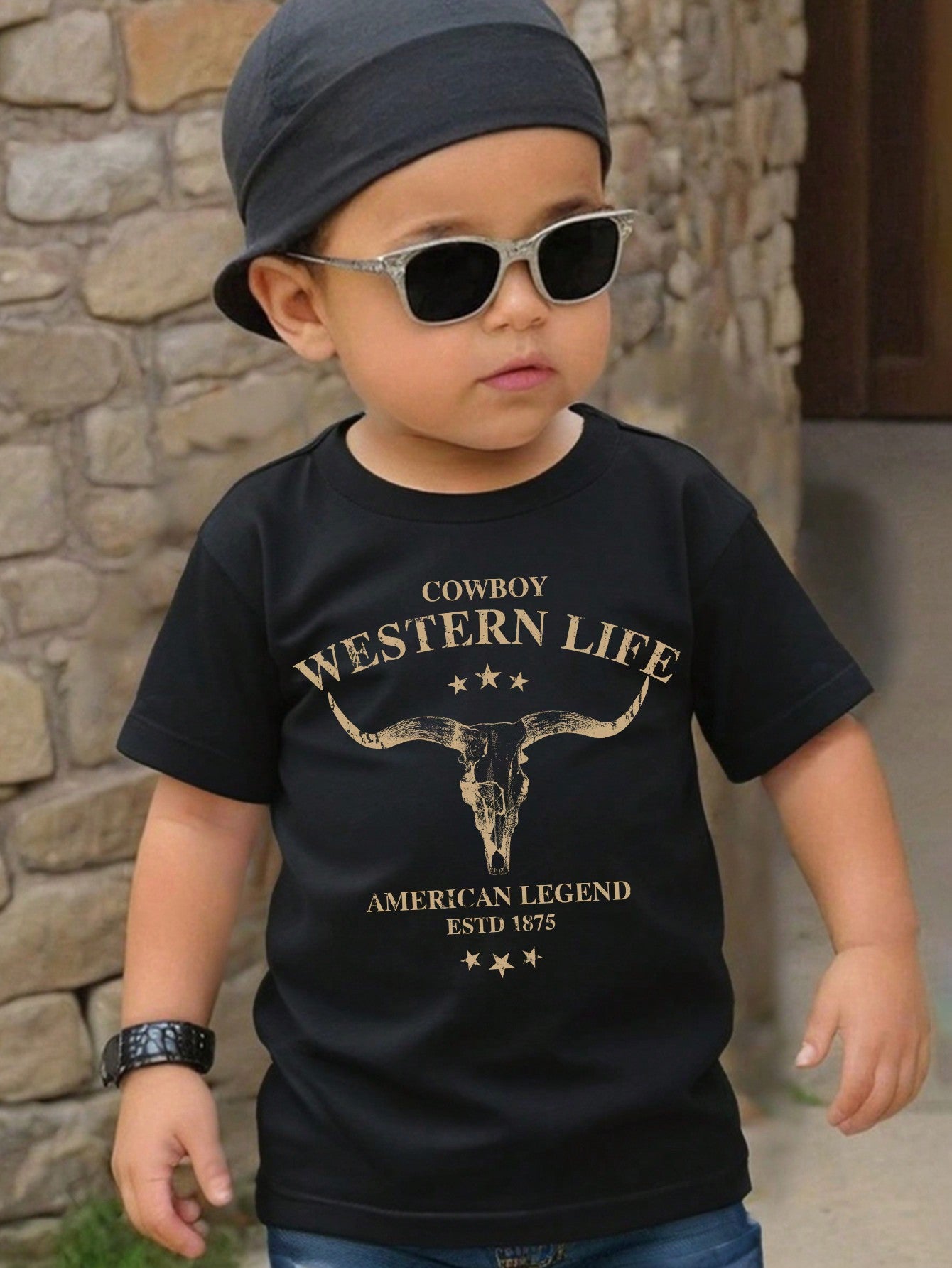 Crow Boy & Cow Head Printed Round Neck T-Shirt, Simple & Casual Western Style Outfit For Young Boys, Suitable For Summer