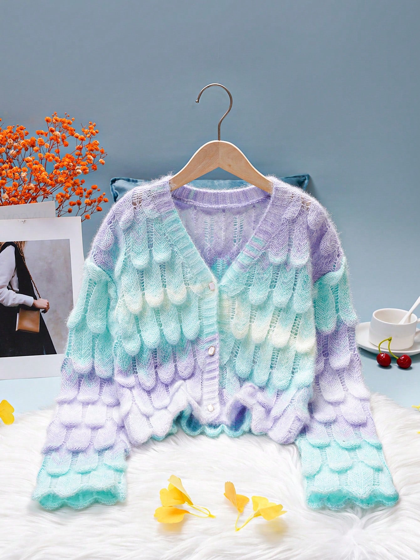 Tween Girl Fashionable And Comfortable Multicolor Gradient Knitted Long Sleeve V-Neck Cardigan Sweater With A Mermaid Fish Scale Pattern, Simple, Warm, Elegant, Versatile, And 3D, Suitable For Wearing At Home, Daily Outings, Parties, And Outdoor Activitie