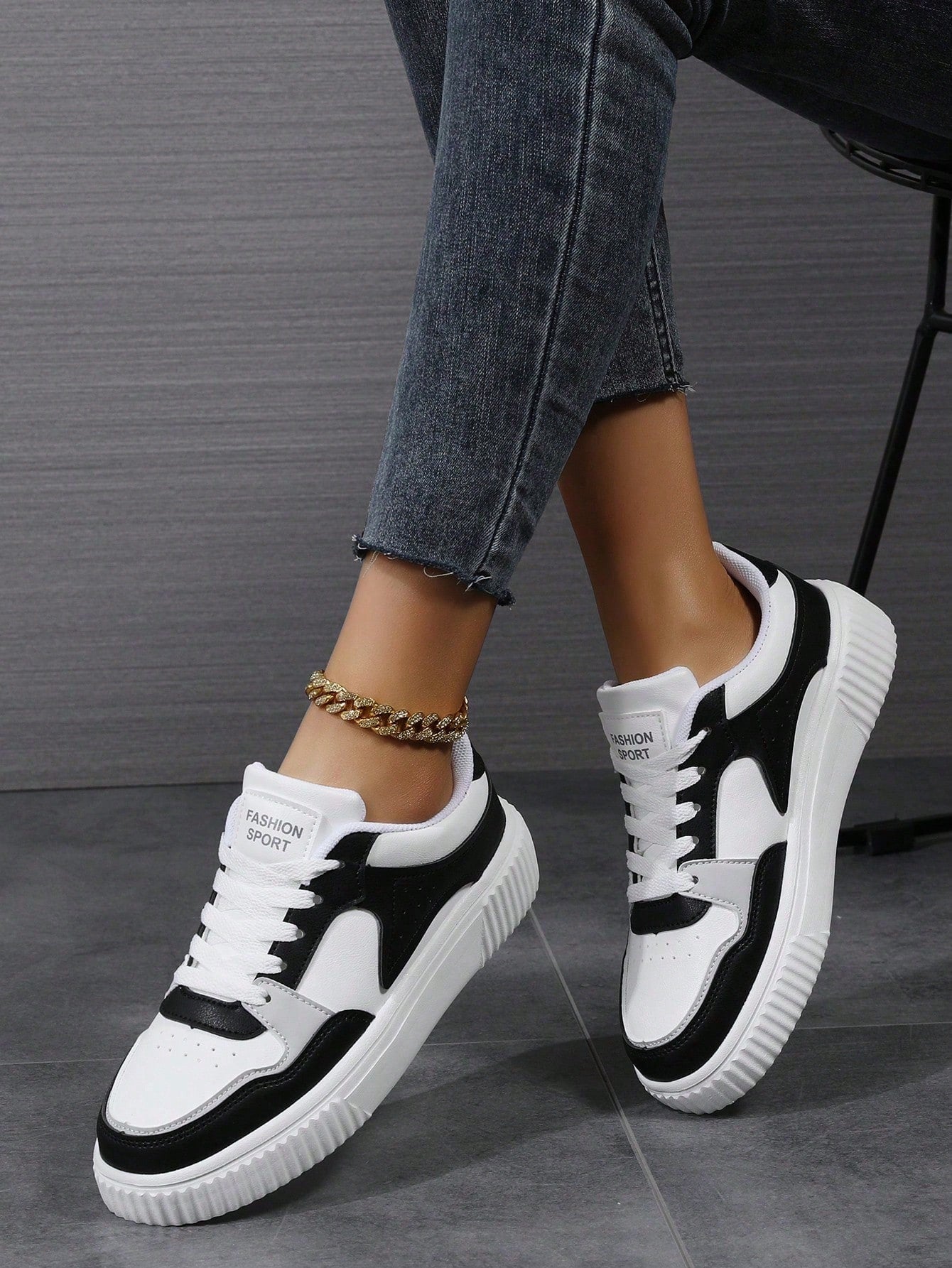 Fashion Casual Women Sneakers, Lace Up Lightweight Platform Casual Flats Shoes For Women, Versatile Low-Top Sporty Trainers Shoes Woman