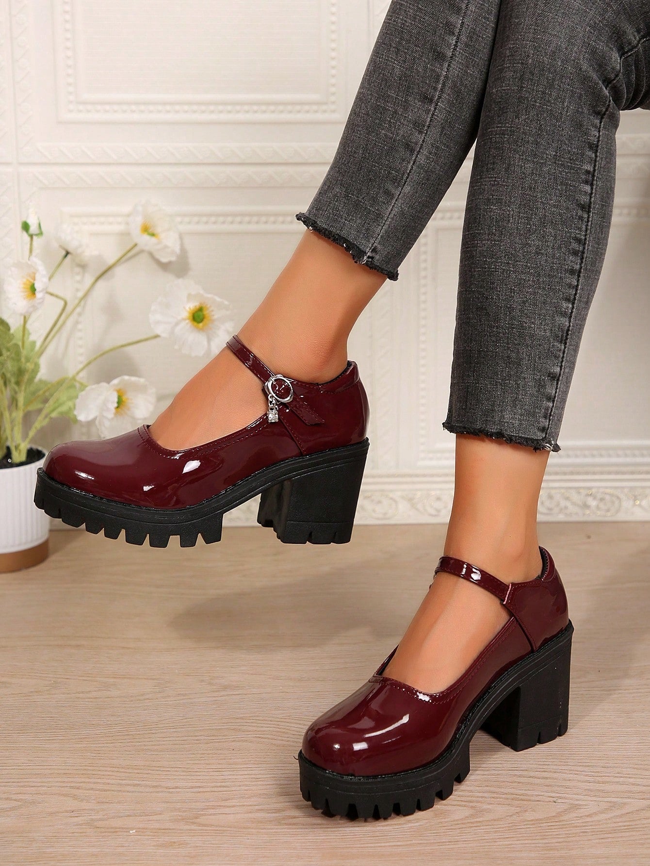 New Fashion Women Platform Wedge Slip-On Shoes