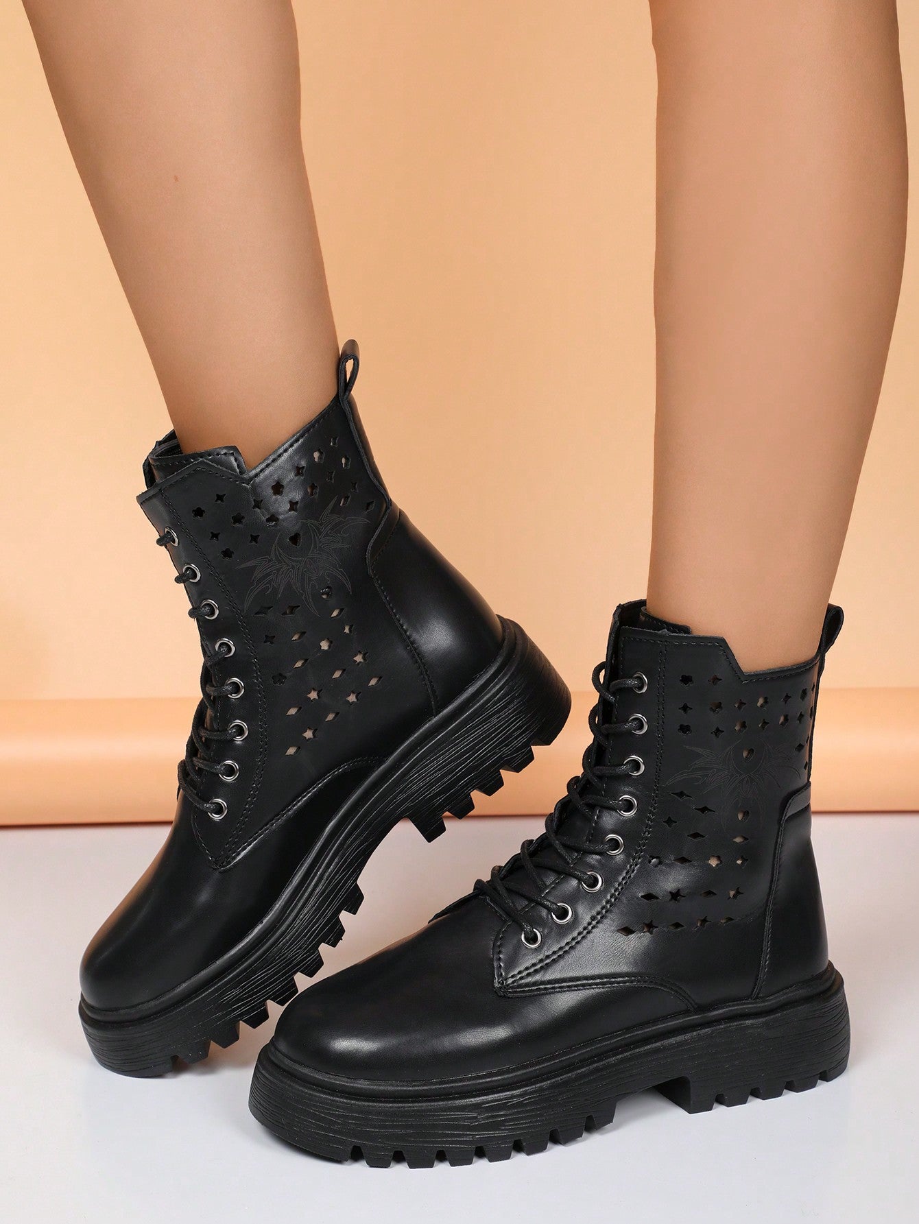 New Arrival Women's Boots, Fashionable And Versatile, Thick-soled, Cross Strap For Increased Elevator Shoes, British Style Mid-calf Boots