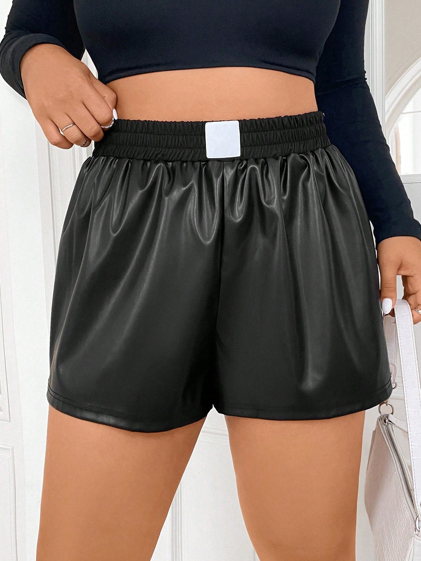 Plus Size Women's Loose Check Pattern Elastic Waistband Shorts