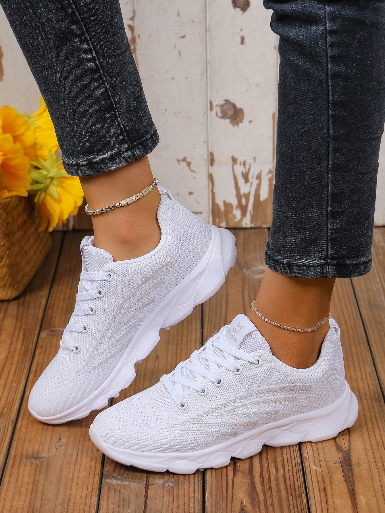 Women's Floral Lace Decor Front Tie Anti-Slip Sole Outdoor Athletic Shoes