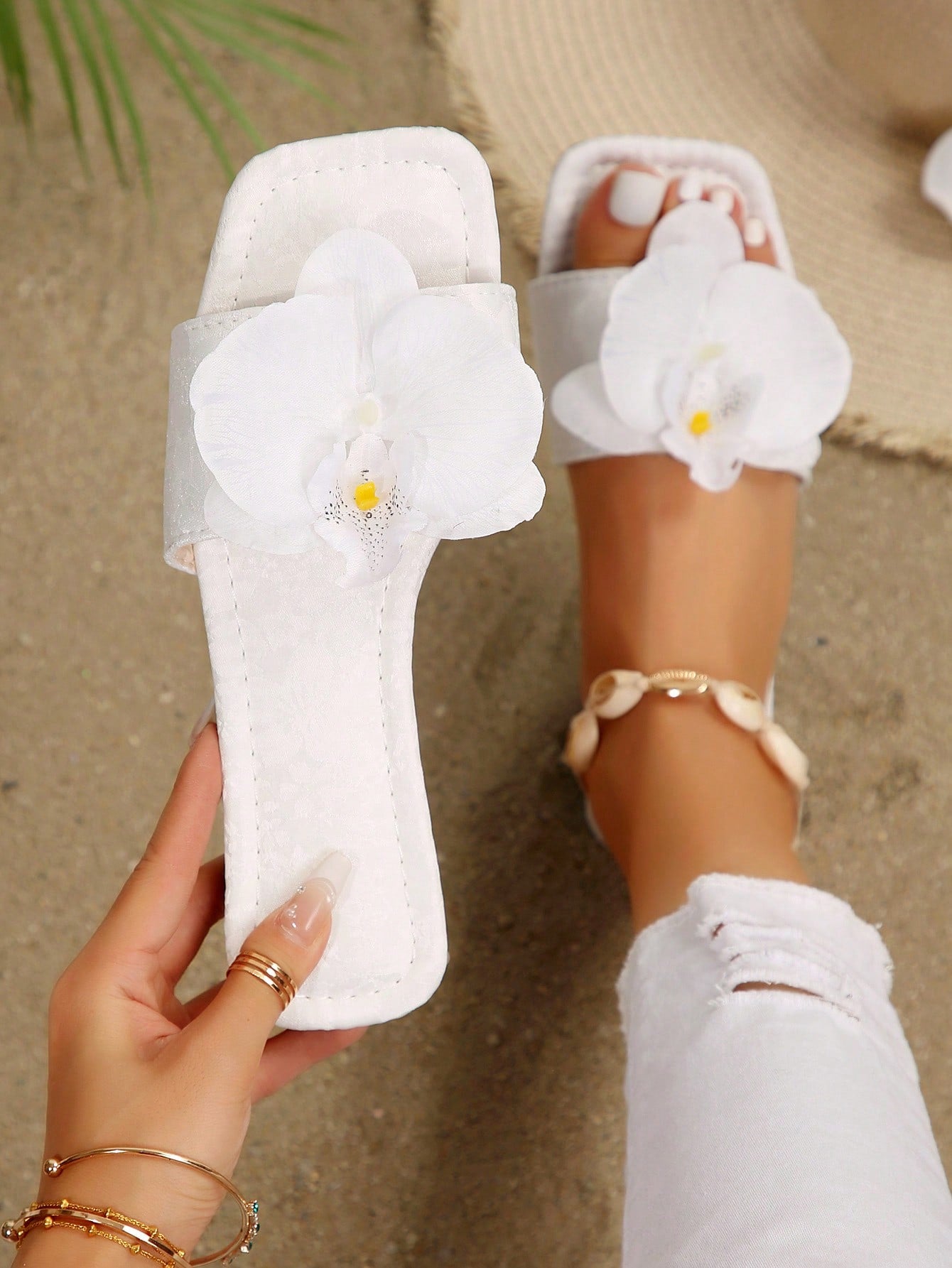 Elegant Large Flower Decor Flat Slide Sandals For Women, Summer Fashionable Outdoor Slippers 2024 New Arrival