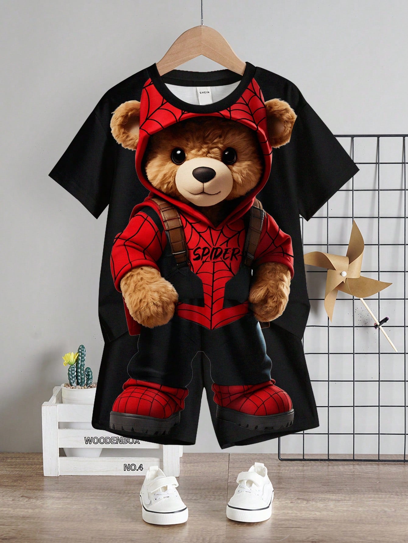 Young Boy Casual Simple Cartoon Bear Pattern Short Sleeve And Shorts Suit, Suitable For Summer