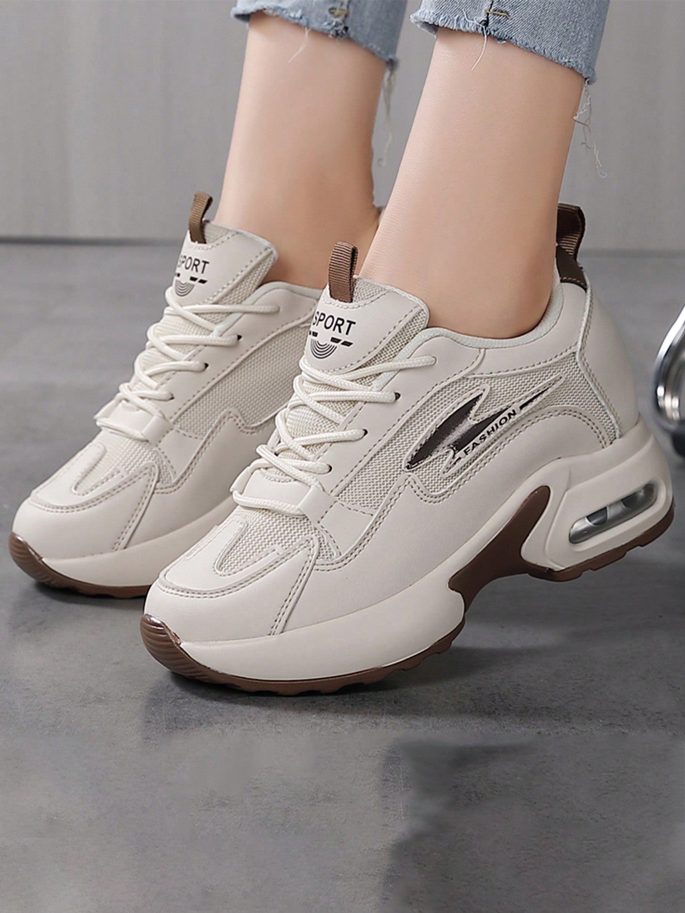 Women Casual Breathable Shock-Absorbing Walking Shoes Fashionable Wedge Heel Thick-Soled Sports Shoes