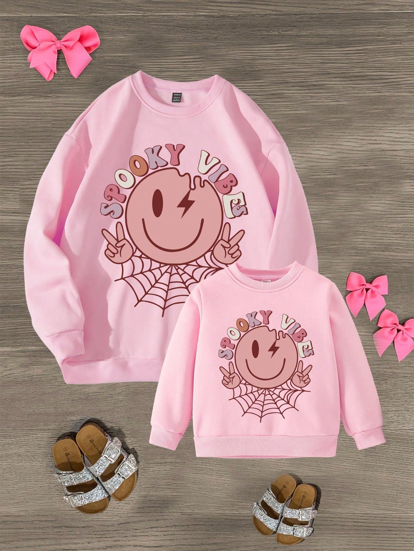 Young Girl Casual Stylish Spiderweb Face & Colorful Letter Slogan Print Fleece Sweatshirt