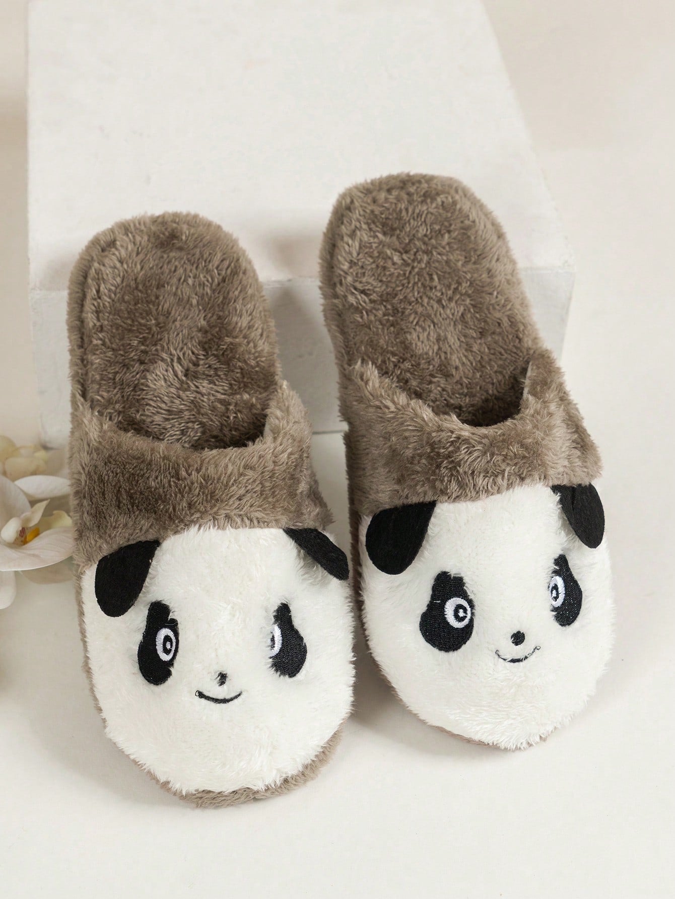 Women's Cute Panda Design Funny Home Slippers, Warm Plush Bedroom Slippers For Winter