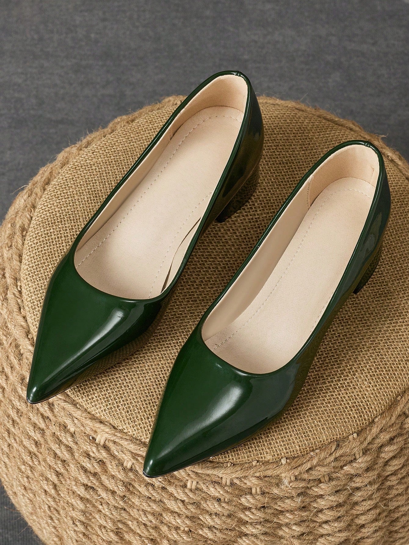 Women's Fashion Green Pointed Toe Low Cut Pump Shoes With Blue Stone Pattern, Apricot-Colored Heels For Vacation, Shopping, Outdoor, Red/Yellow Retro And Versatile, High-End Feel, Black Shoes