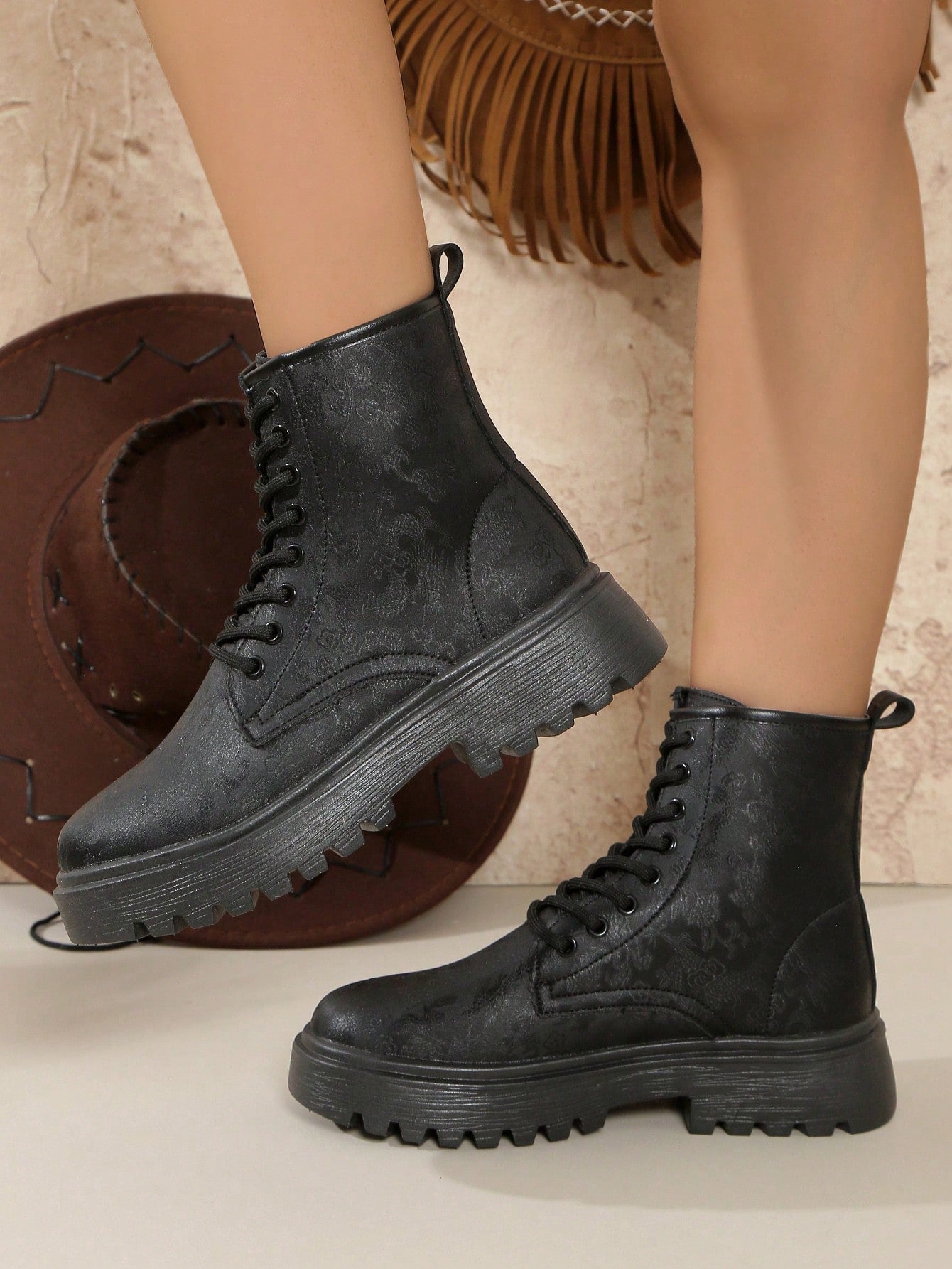 British Style Black Chunky-Heel Women's Ankle Boots, Minimalistic Lace-Up Moto Boots