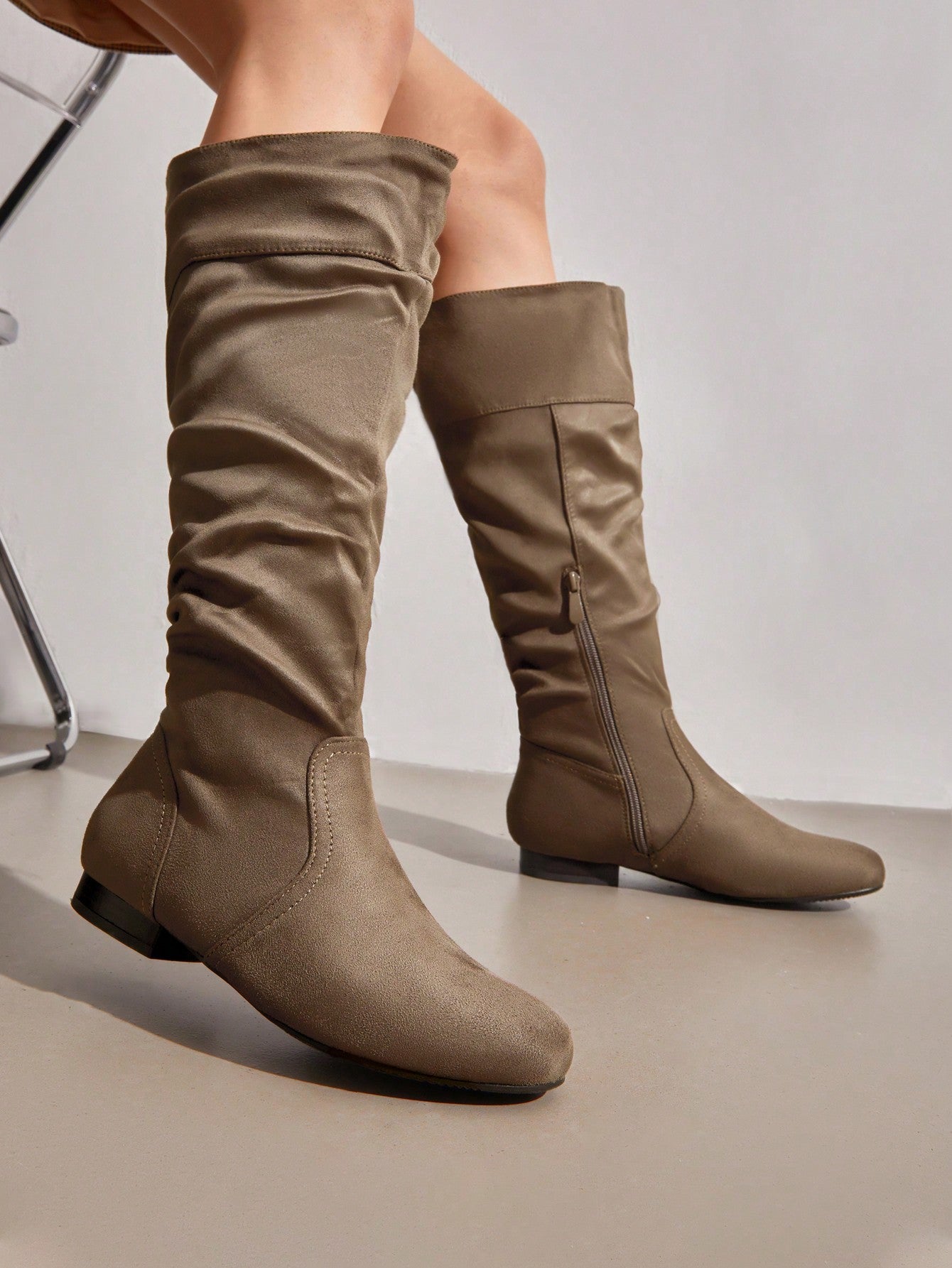 Women's  Black Knee High Pull On Fall Weather Boots Elegant & Fashionable Classic Slouchy Boots