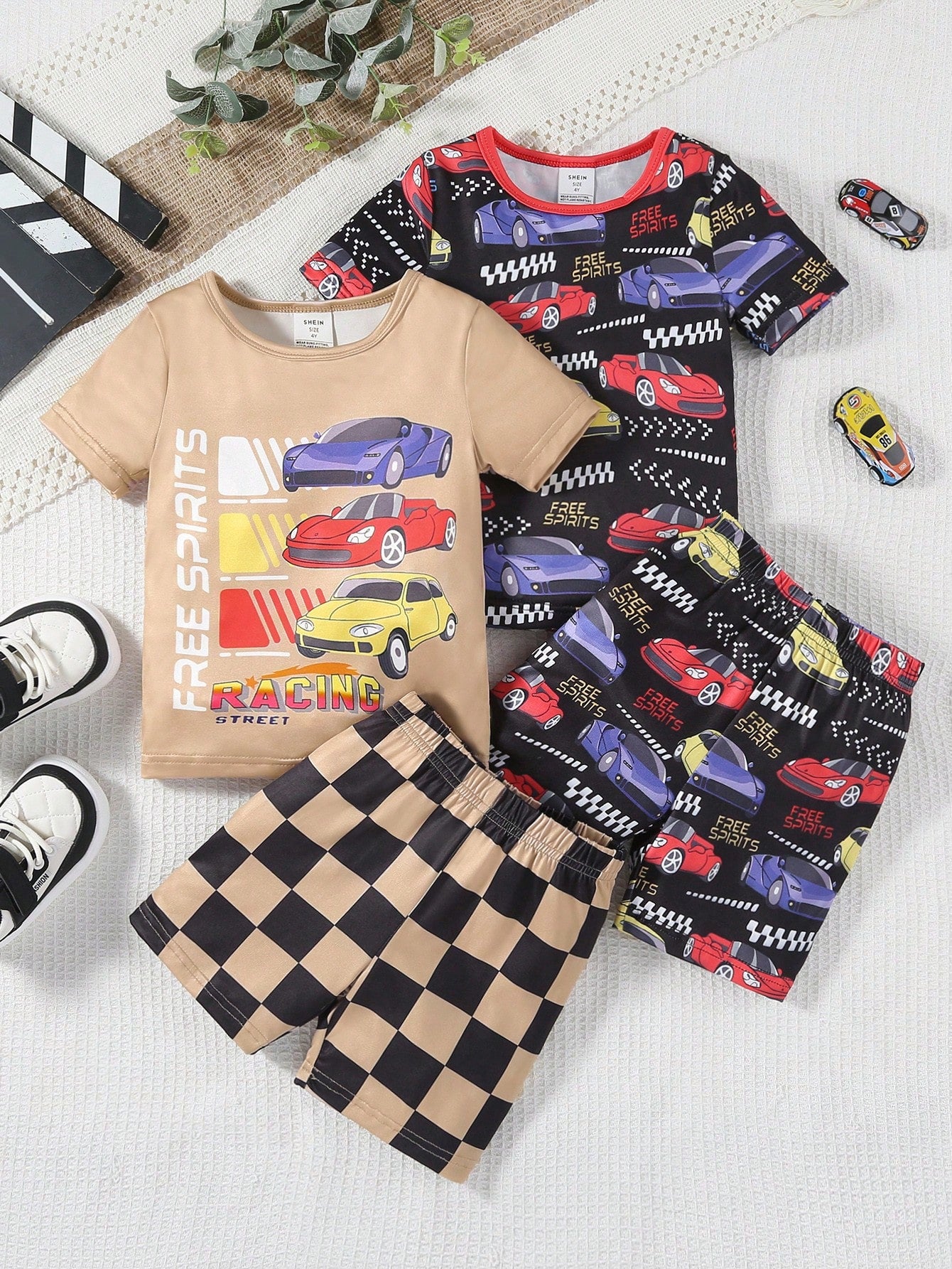 Young Boy Simple & Cool Car Printed Snug Fit Short Sleeve T-Shirt And Shorts Set For Loungewear