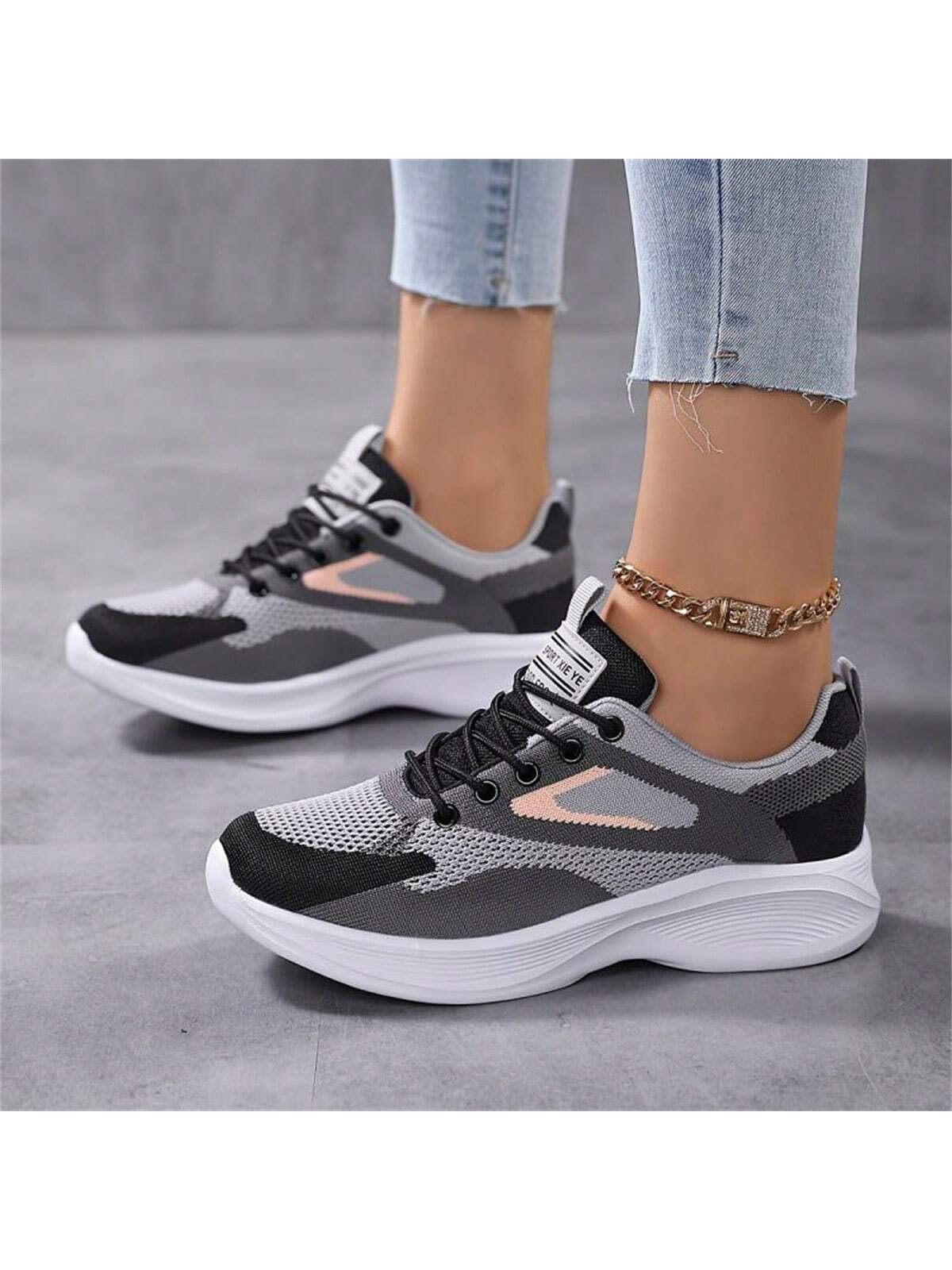 Women's Sports Shoes, Fashionable And Breathable Soft Soled Women's Shoes