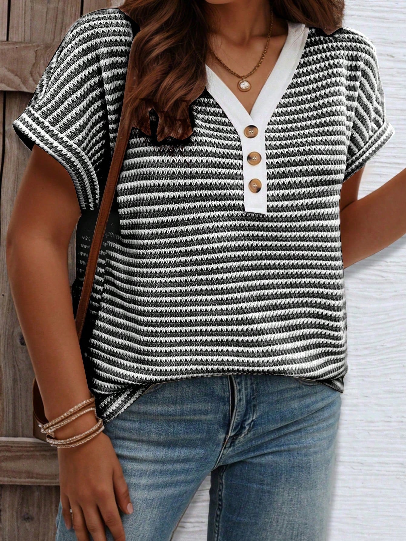 Plus Size Women's Striped V Neck Batwing Short Sleeve Loose Fit Casual T-Shirt, Summer