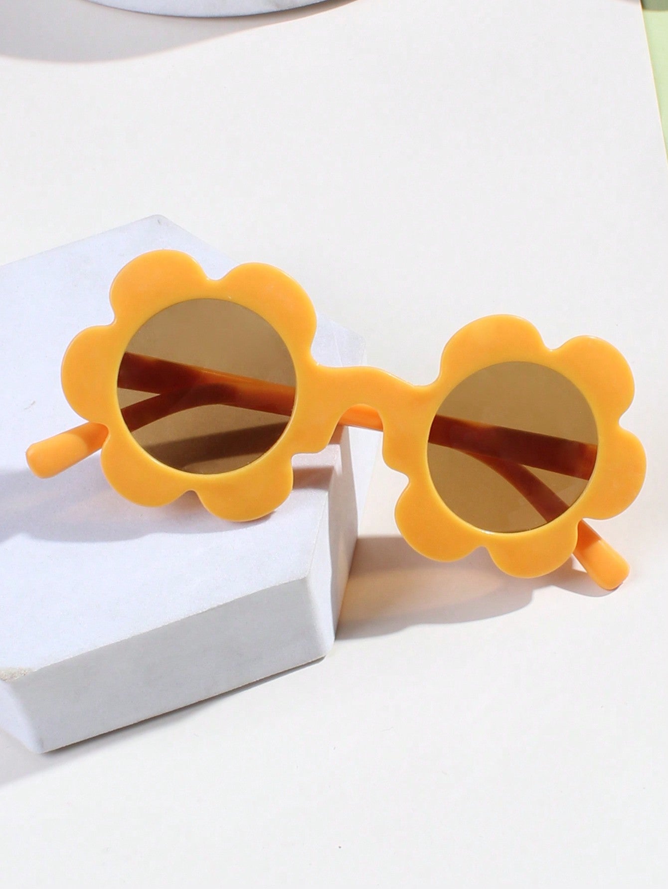 1pair Cute Sunflower Cartoon Sunglasses, Macaroon Color, Round Frame Flower Sunglasses For Kids Boys Girls UV Protection Eyewear