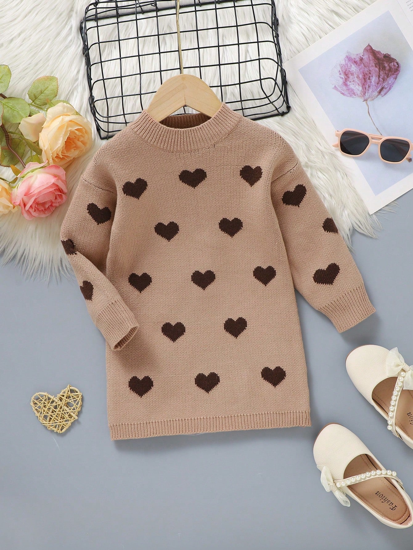 Girls Minimalist Cute Casual Heart Pattern Long Sleeve Sweater Dress