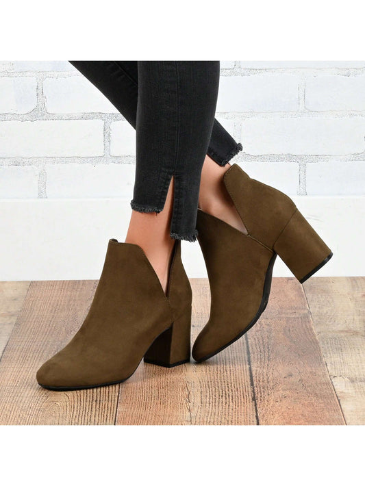 Womens Pull On Block Heel Booties