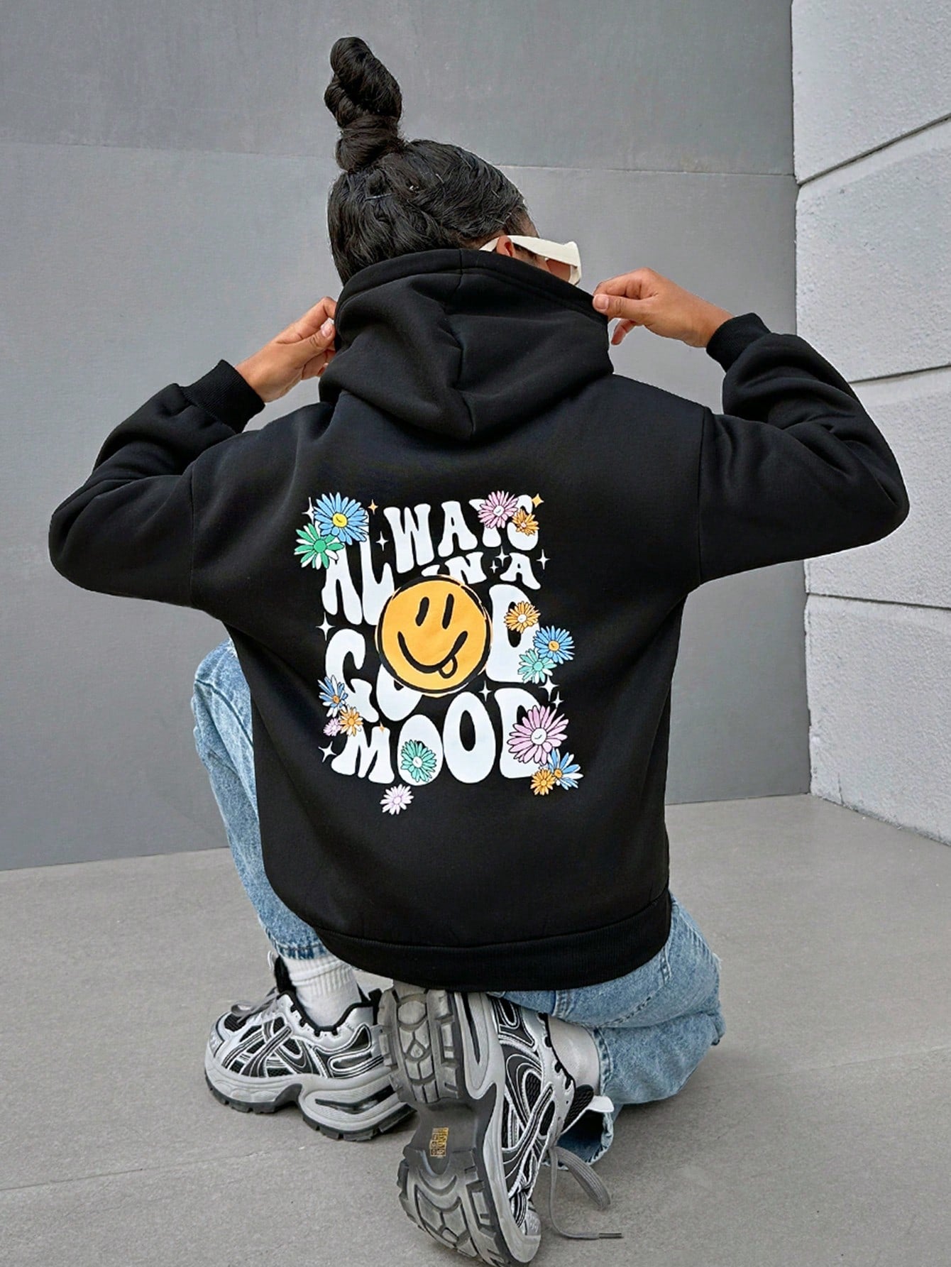 Tween Girl Cartoon & Slogan Graphic Thermal Lined Hoodie