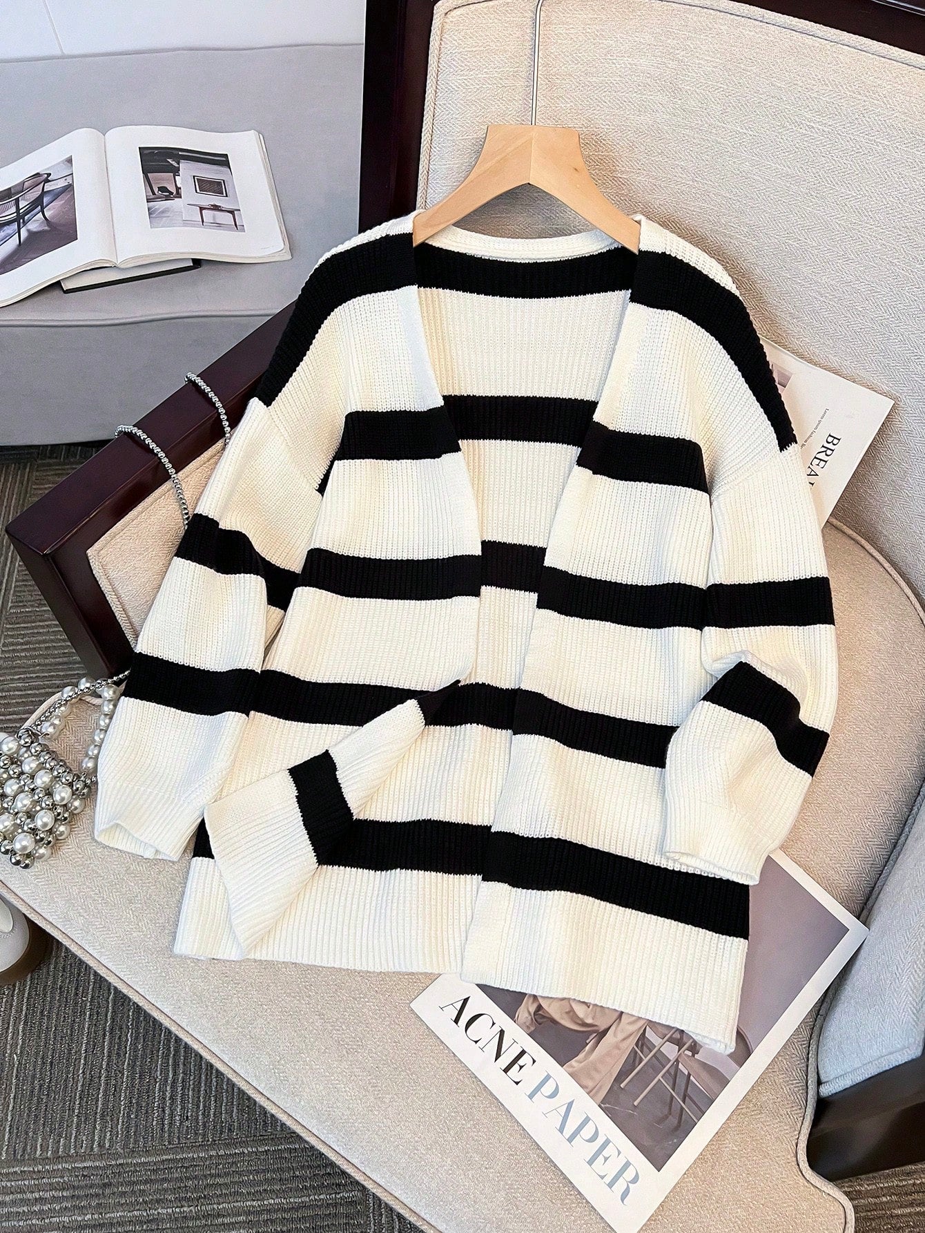 Tween Girl Loose Casual Minimalist Comfortable Striped Mid-Length Cardigan