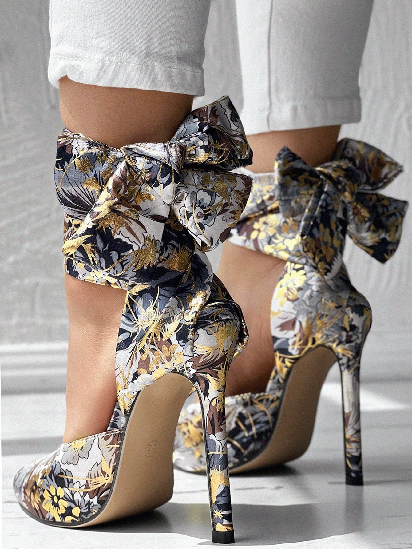 Women Floral Print Satin Ribbon Tie High Heel Shoes, Fashion Pointed Toe Bow Detail Lace-Up Ankle Strap High Heel Sandals, Party/Wedding Dress Heels