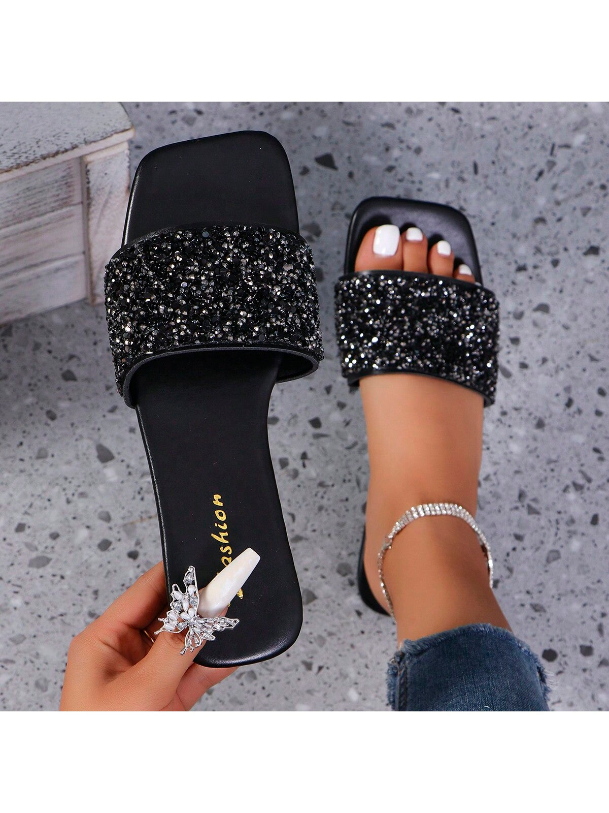 Women Fashion Rhinestone Sandals