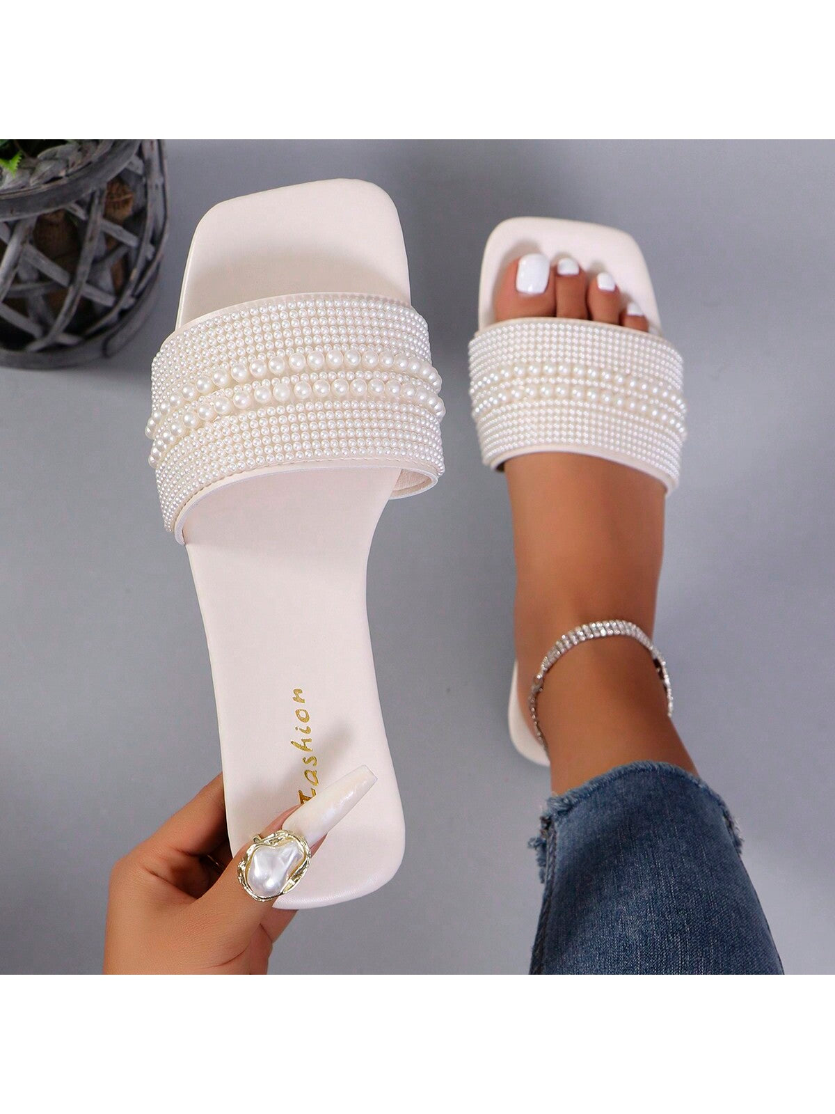 Women Fashion Rhinestone Sandals