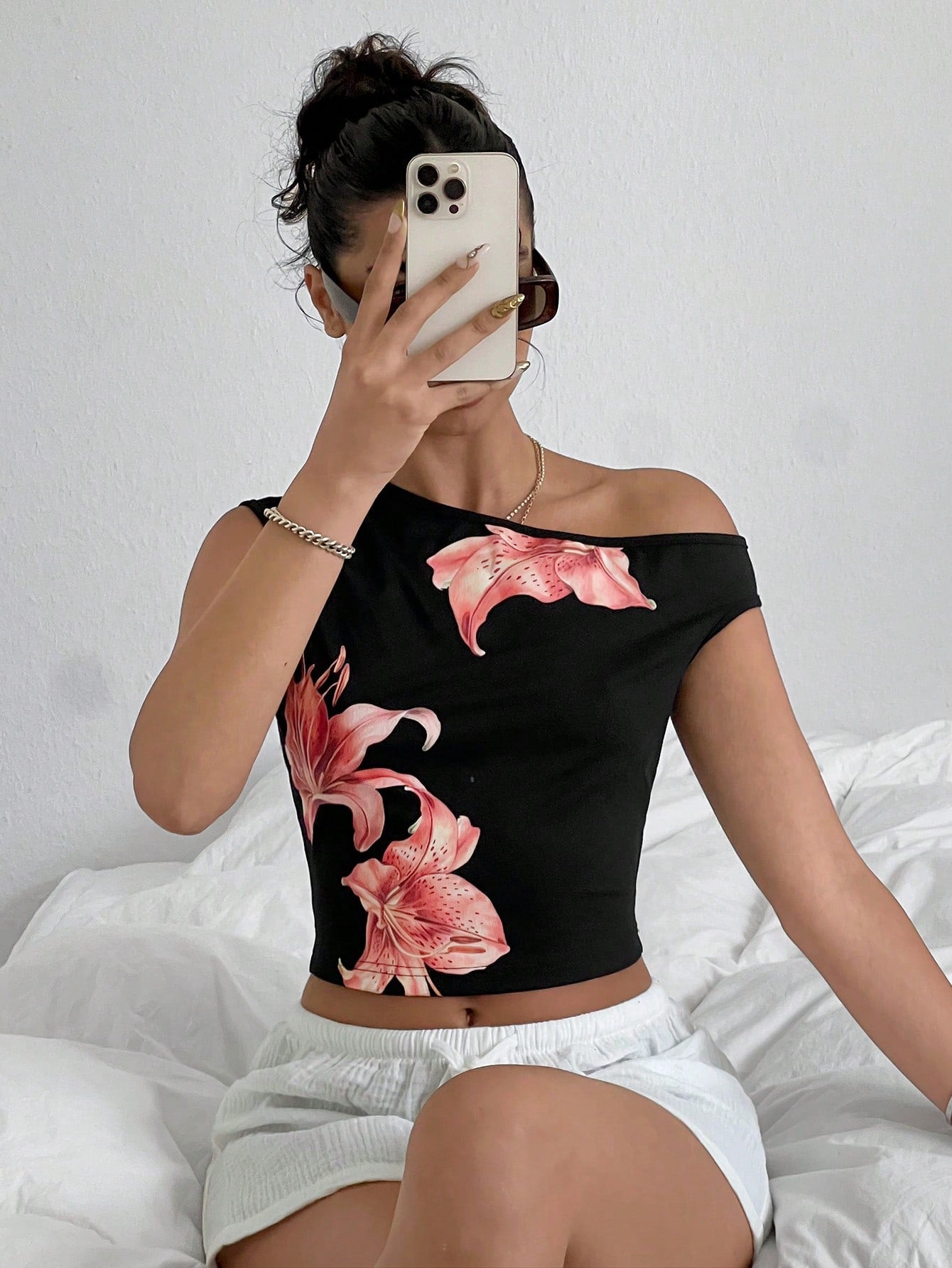 Summer Solid Color Asymmetrical Collar Floral Print Cropped Slim Fit Top