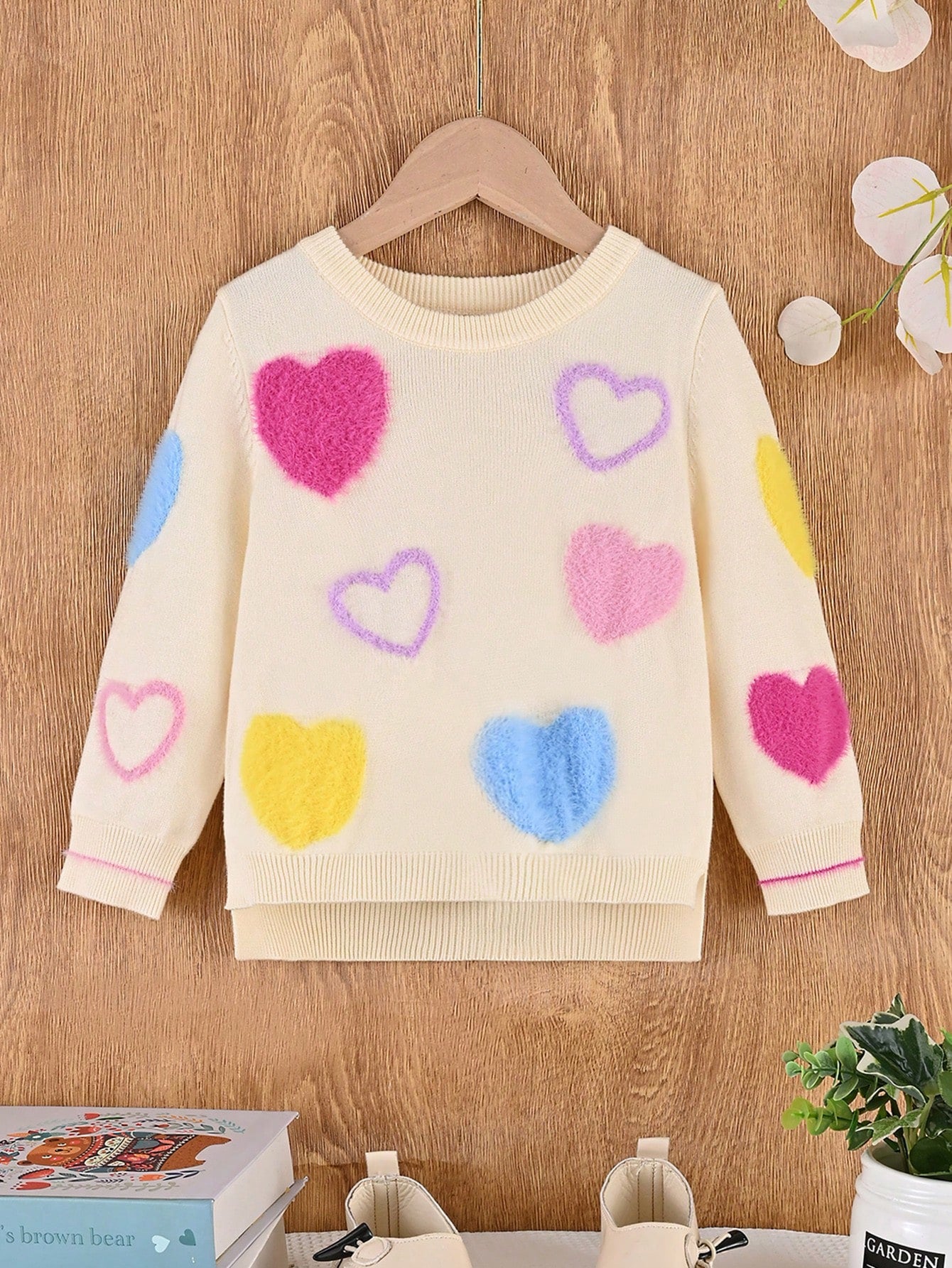 2024 Autumn & Winter New Cute &  European Style Round Neck Base Layer, Faux Fur Heart Knitted Pullover