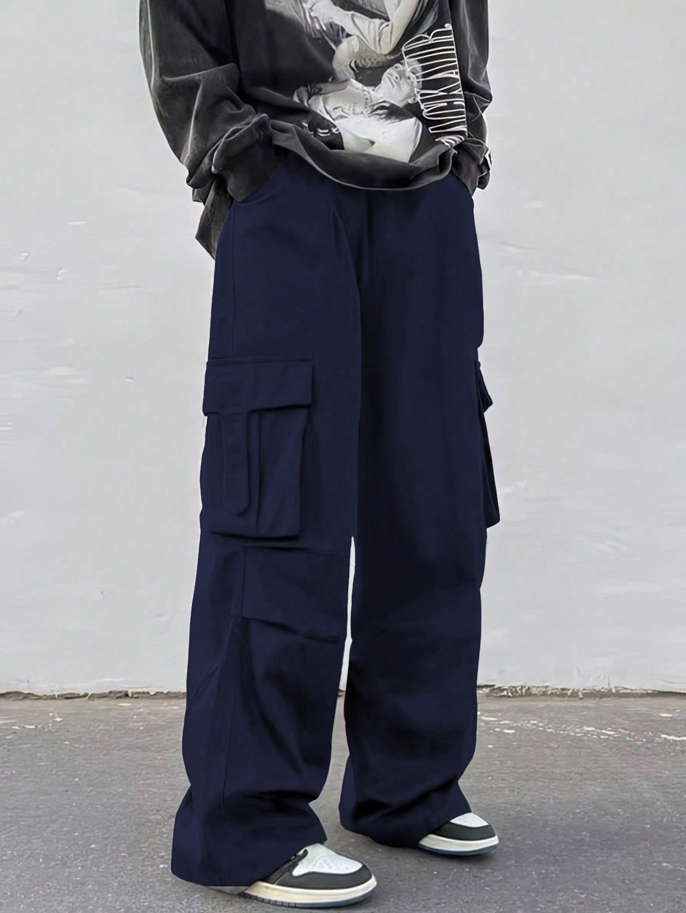 Men Flap Pocket Side Drawstring Waist Oversize Cargo Pants Baggy Long Plain Black Going Out