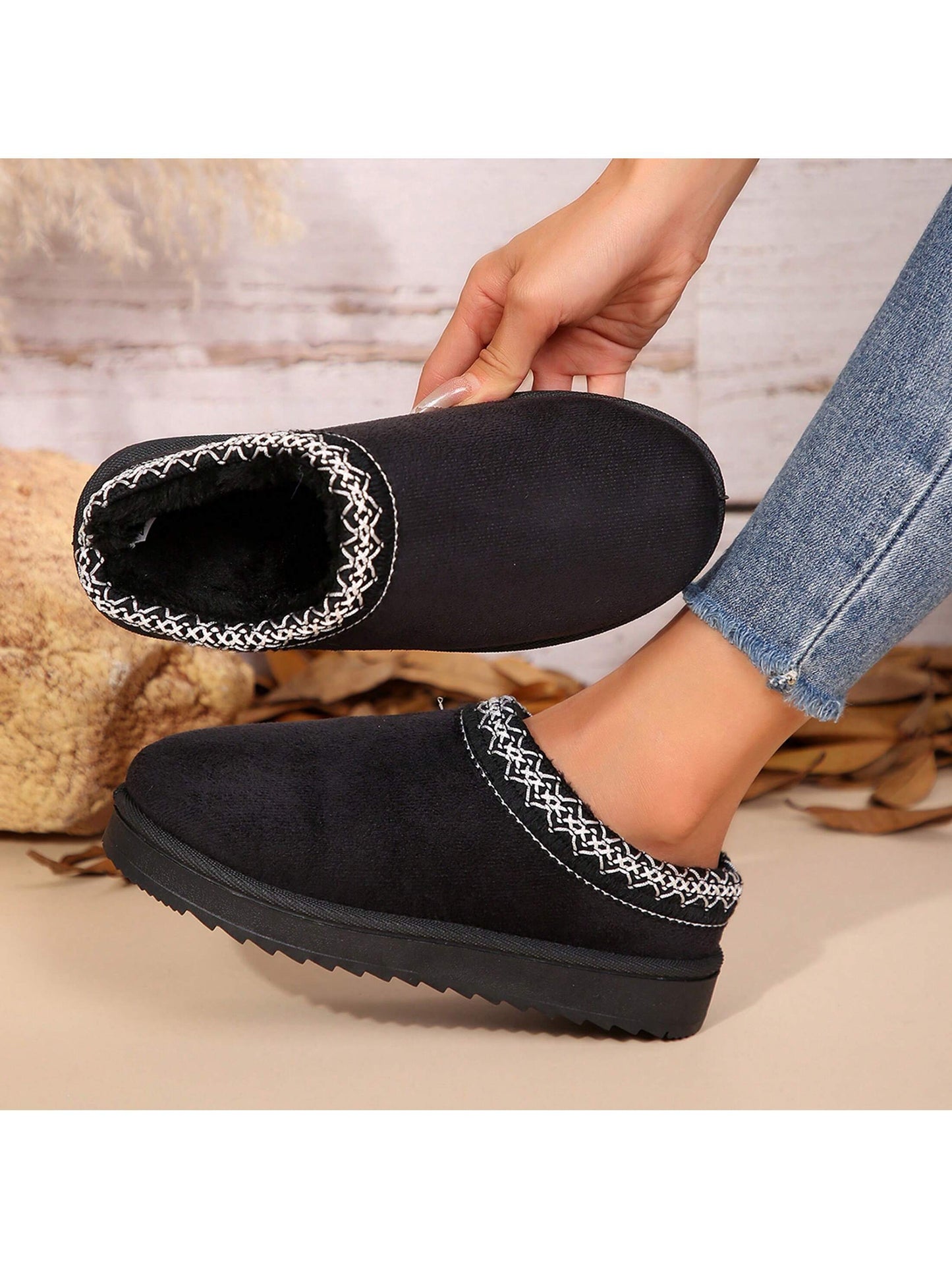 Women's Slippers Platform Snow Boots Thickened Flat Boots Fur Lined Warm Shoes For Outdoor Anti-Slip Boot Winter