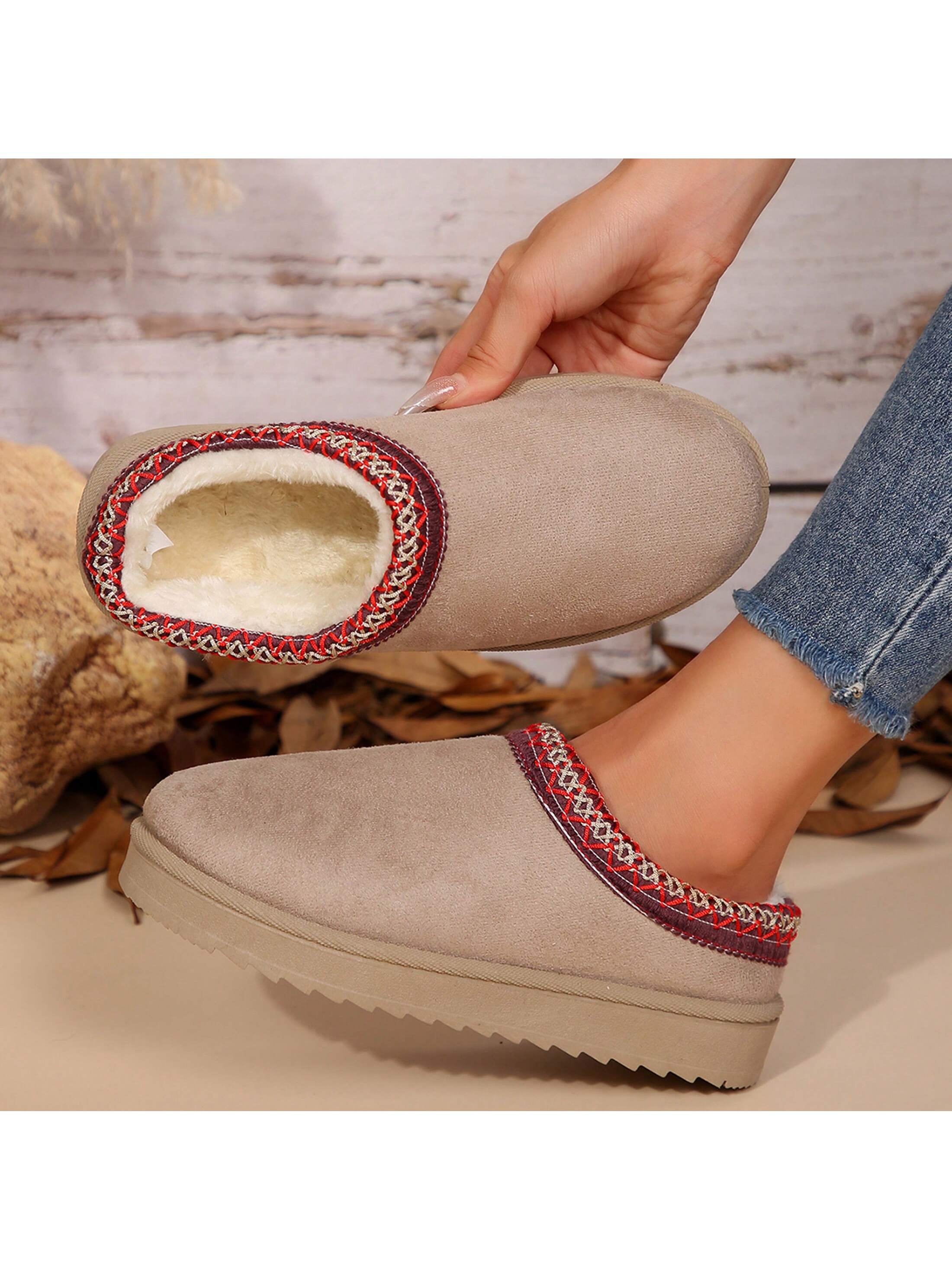 Women's Slippers Platform Snow Boots Thickened Flat Boots Fur Lined Warm Shoes For Outdoor Anti-Slip Boot Winter